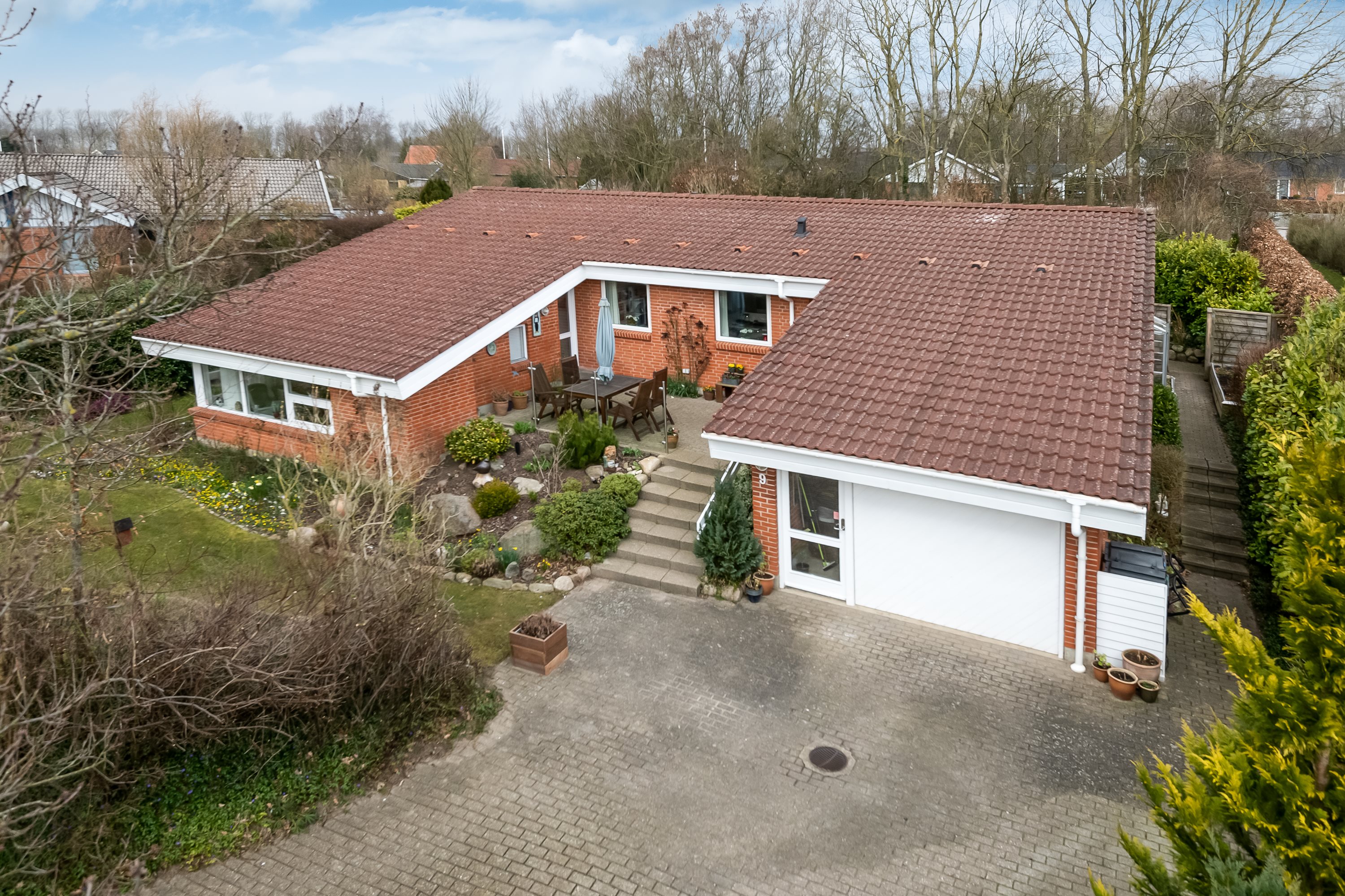 Miniaturebillede 1: . Billede af Nøddely 9, 9830 Tårs