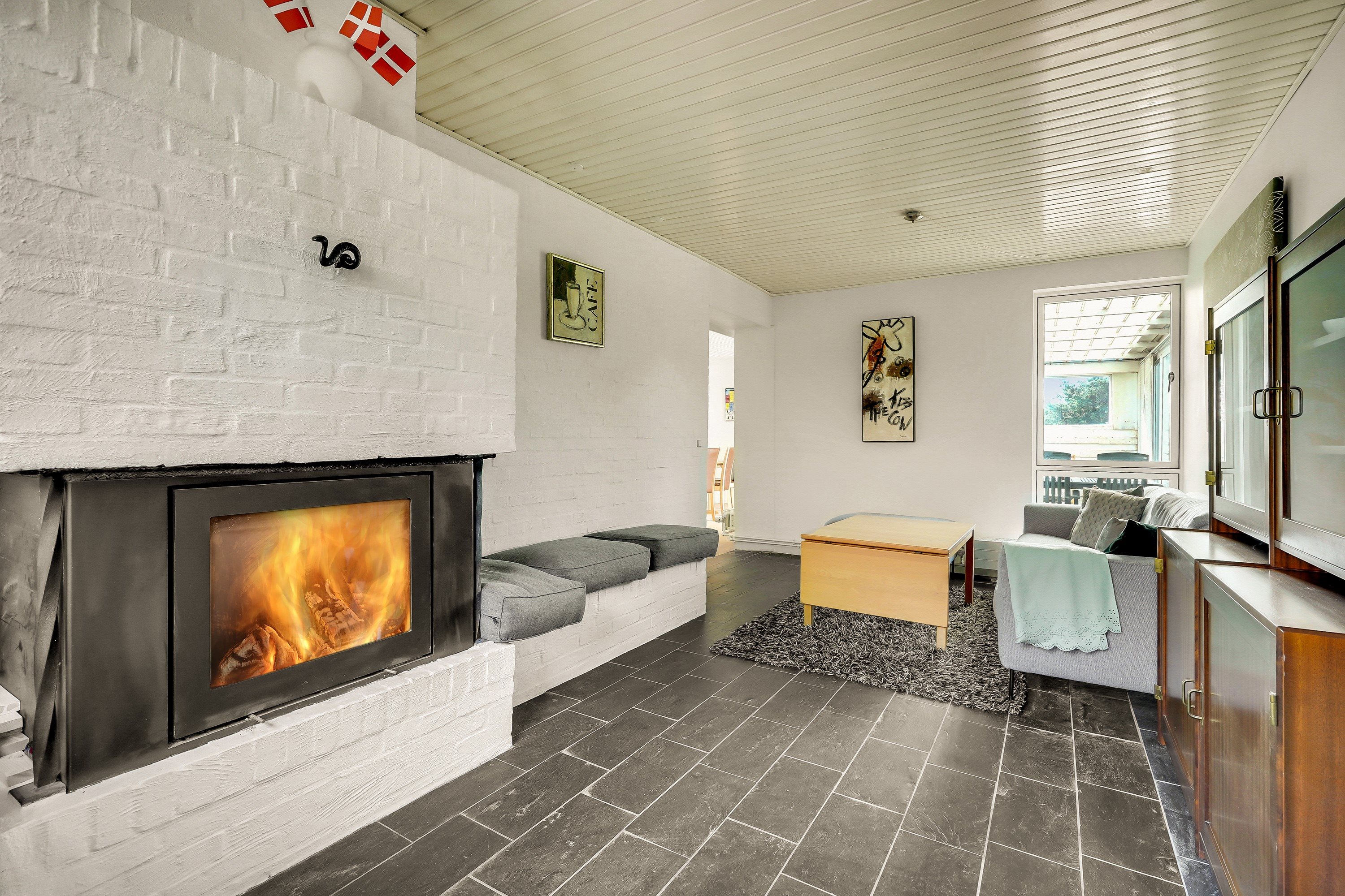 Fremhævet stue billede i fuldskærmstilstand. Billede af Ålborgvej 14, 6700 Esbjerg