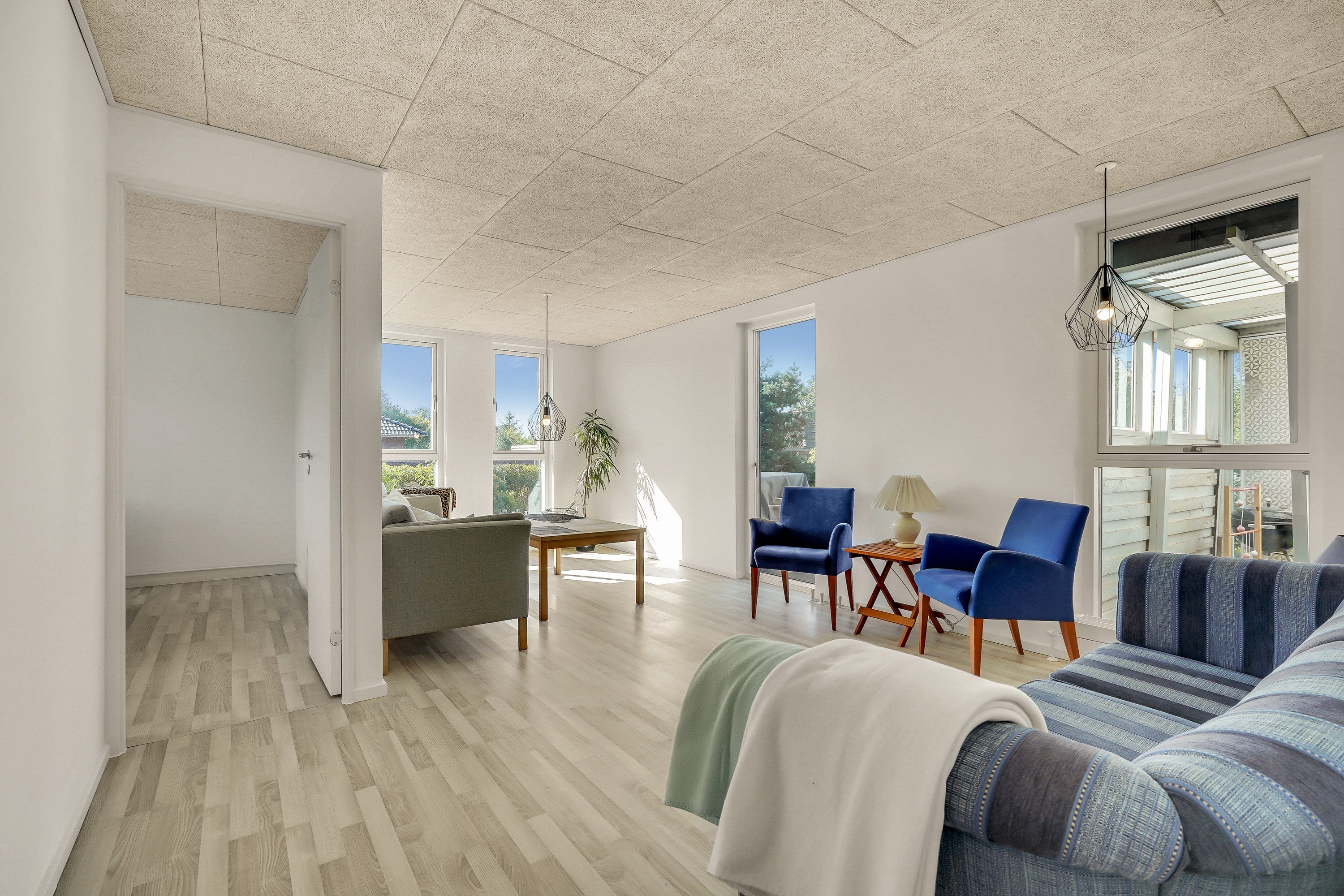 Fremhævet stue billede i fuldskærmstilstand. Billede af Ålborgvej 14, 6700 Esbjerg