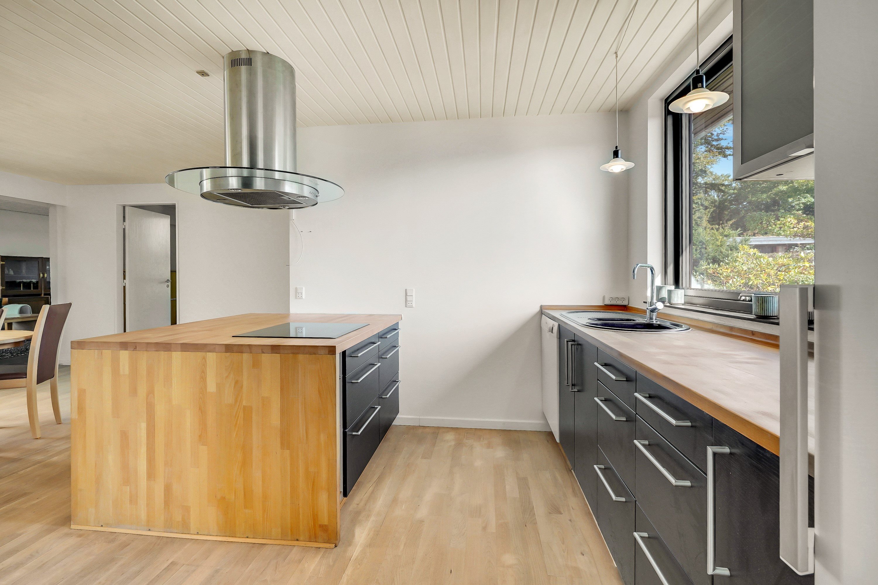 Fremhævet køkken billede i fuldskærmstilstand. Billede af Ålborgvej 14, 6700 Esbjerg