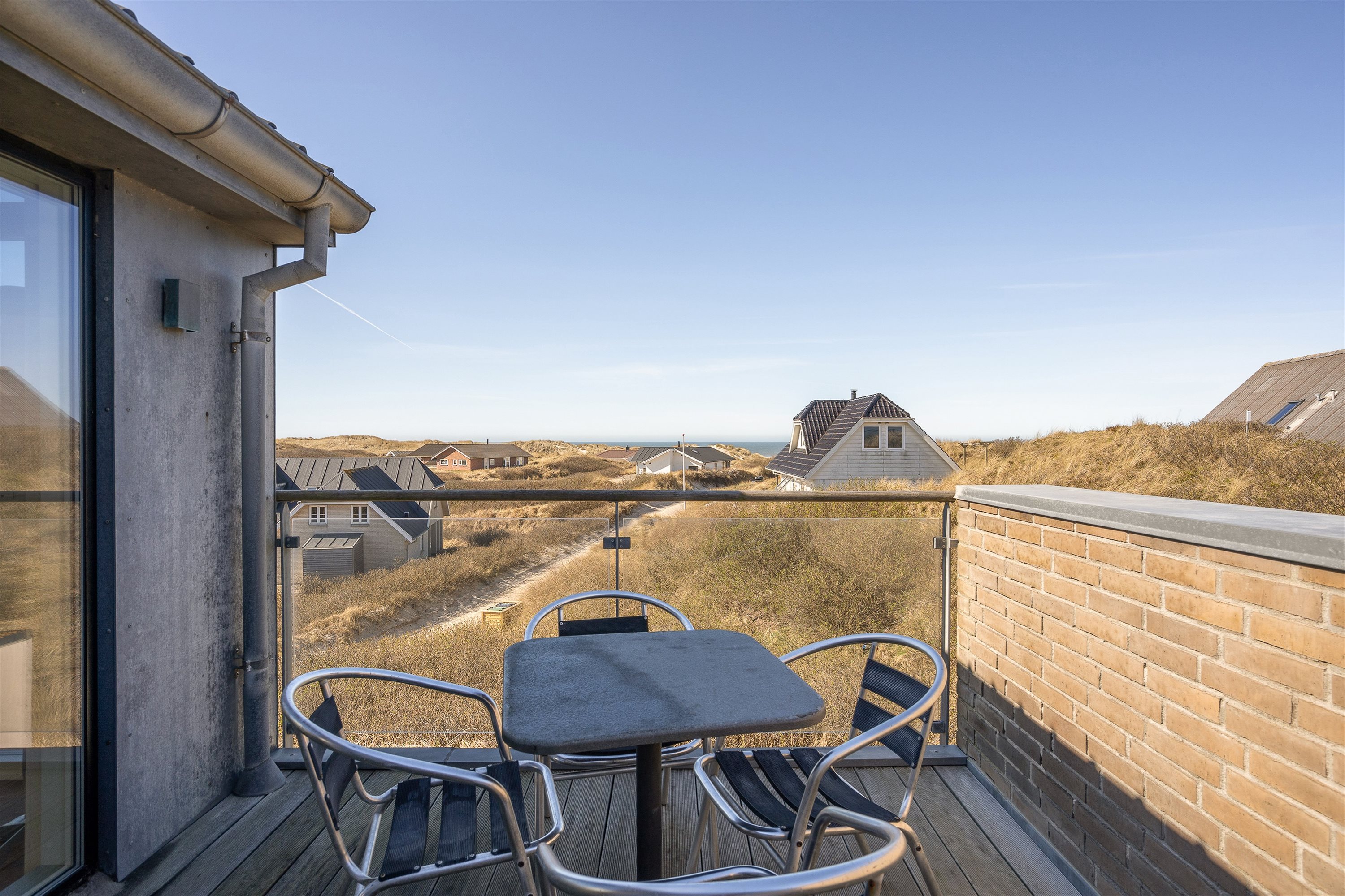 Fremhævet terrasse billede i fuldskærmstilstand. Billede af Fasanvej 10, Henne Strand, 6854 Henne