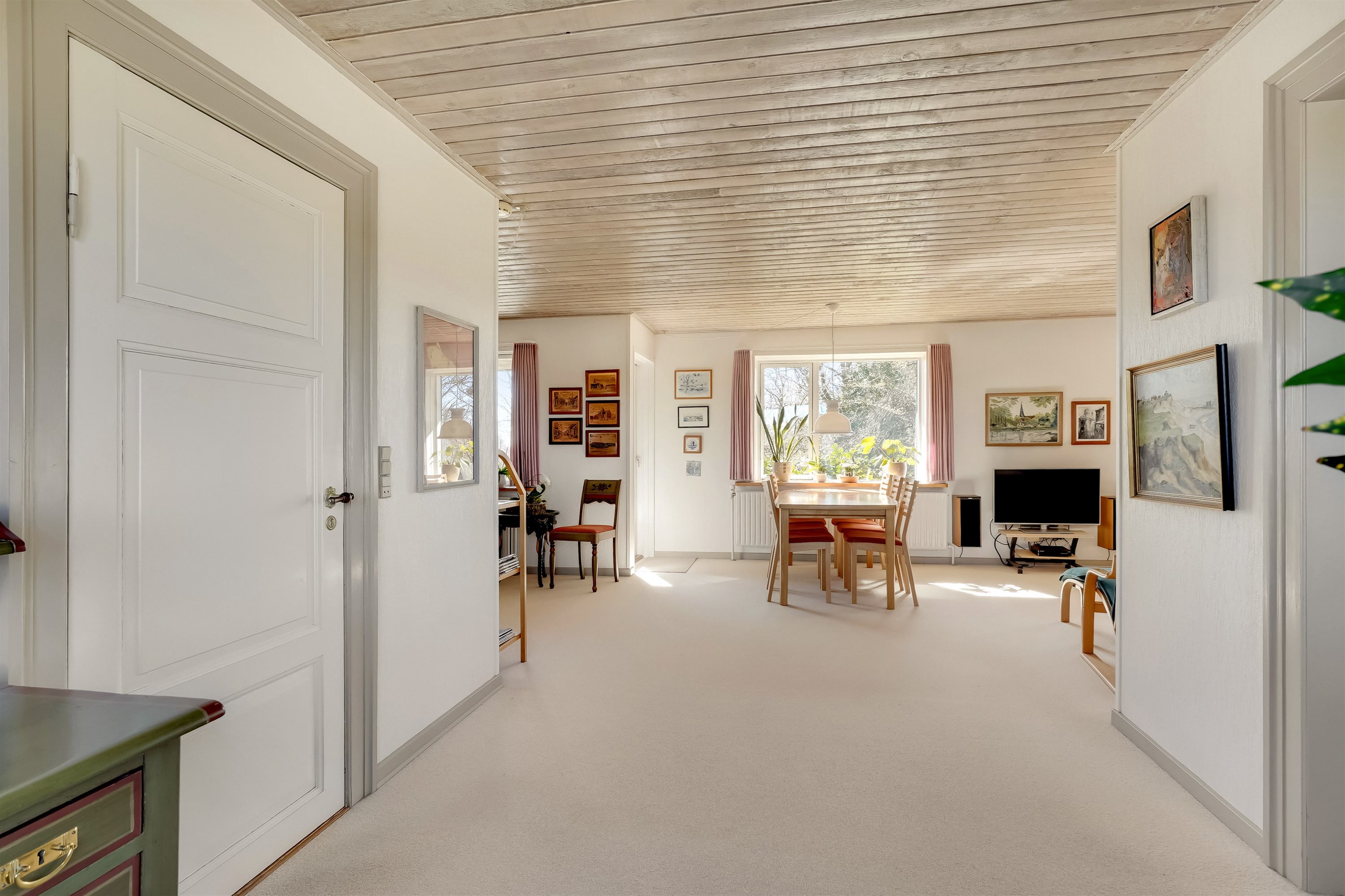 Fremhævet stue billede i fuldskærmstilstand. Billede af Sdr Mallevej 44, Horne, 6800 Varde