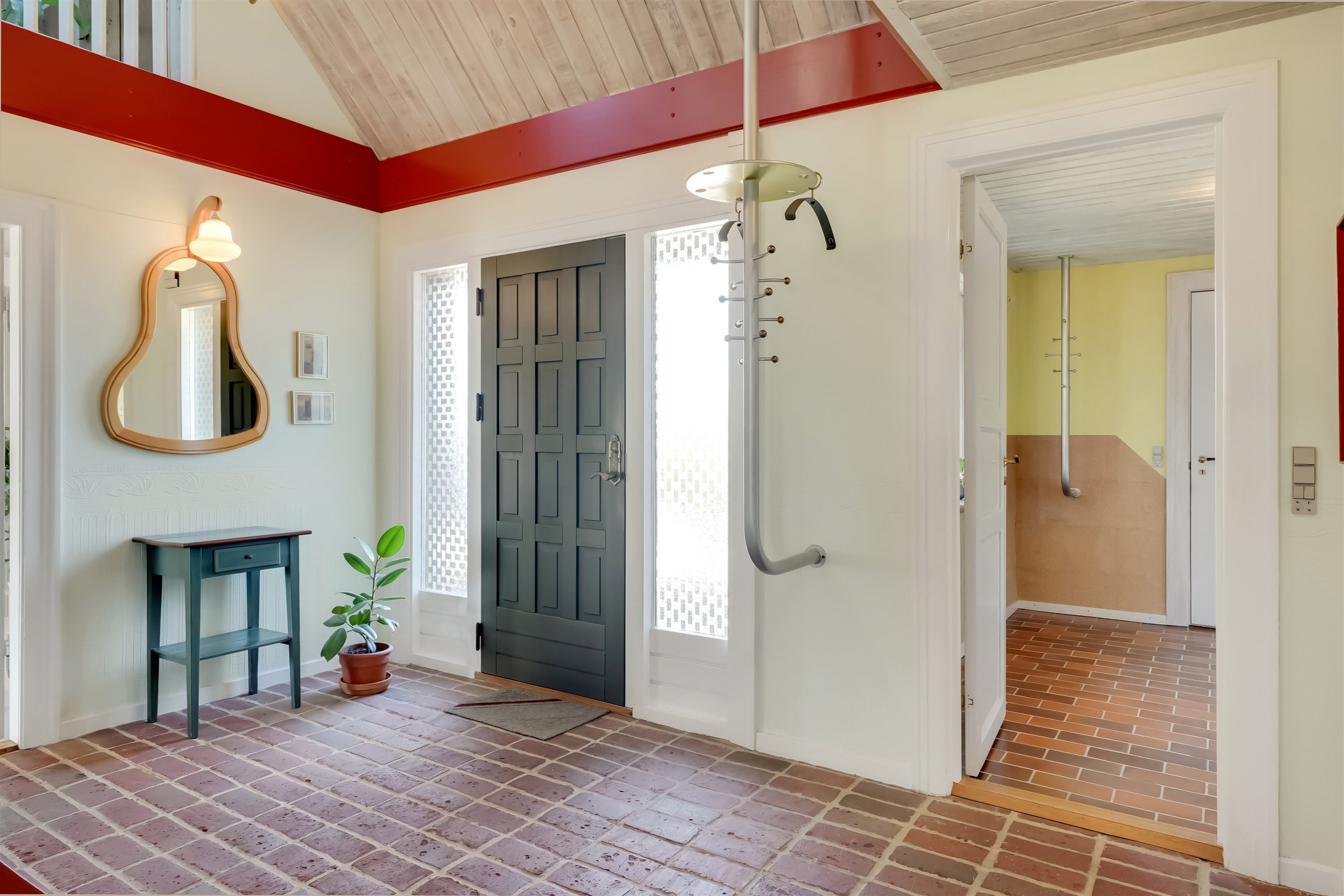 Fremhævet entré billede i fuldskærmstilstand. Billede af Sdr Mallevej 44, Horne, 6800 Varde