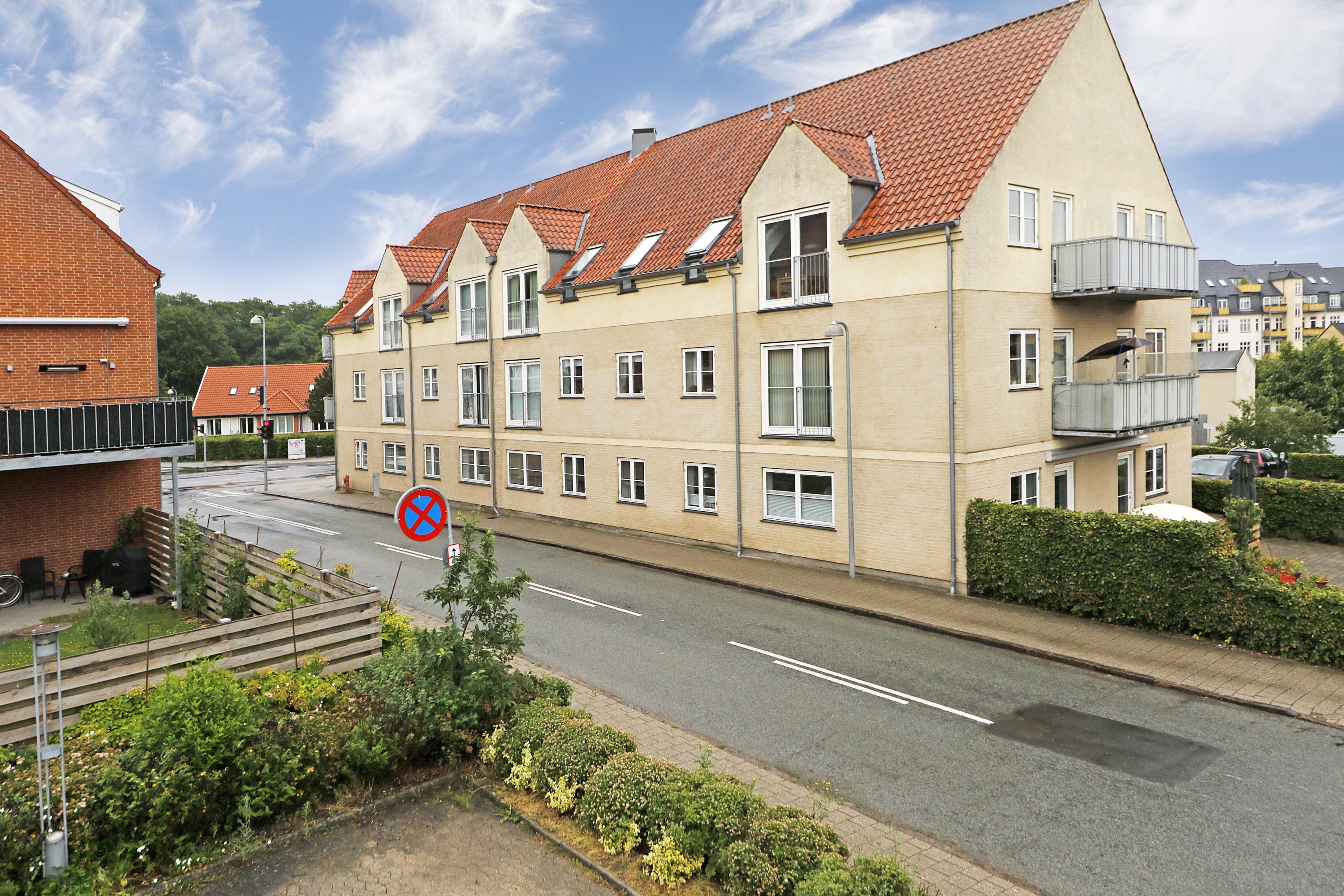 Fremhævet ejendommen billede i fuldskærmstilstand. Billede af Nyhusevej 1C, 3400 Hillerød