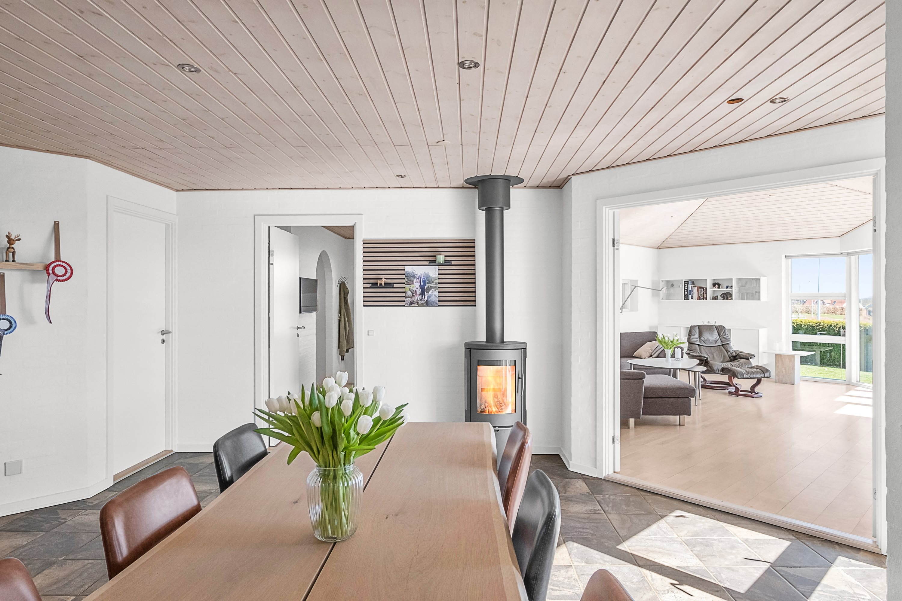 Fremhævet køkken alrum billede i fuldskærmstilstand. Billede af Blåbærhaven 11, 8520 Lystrup