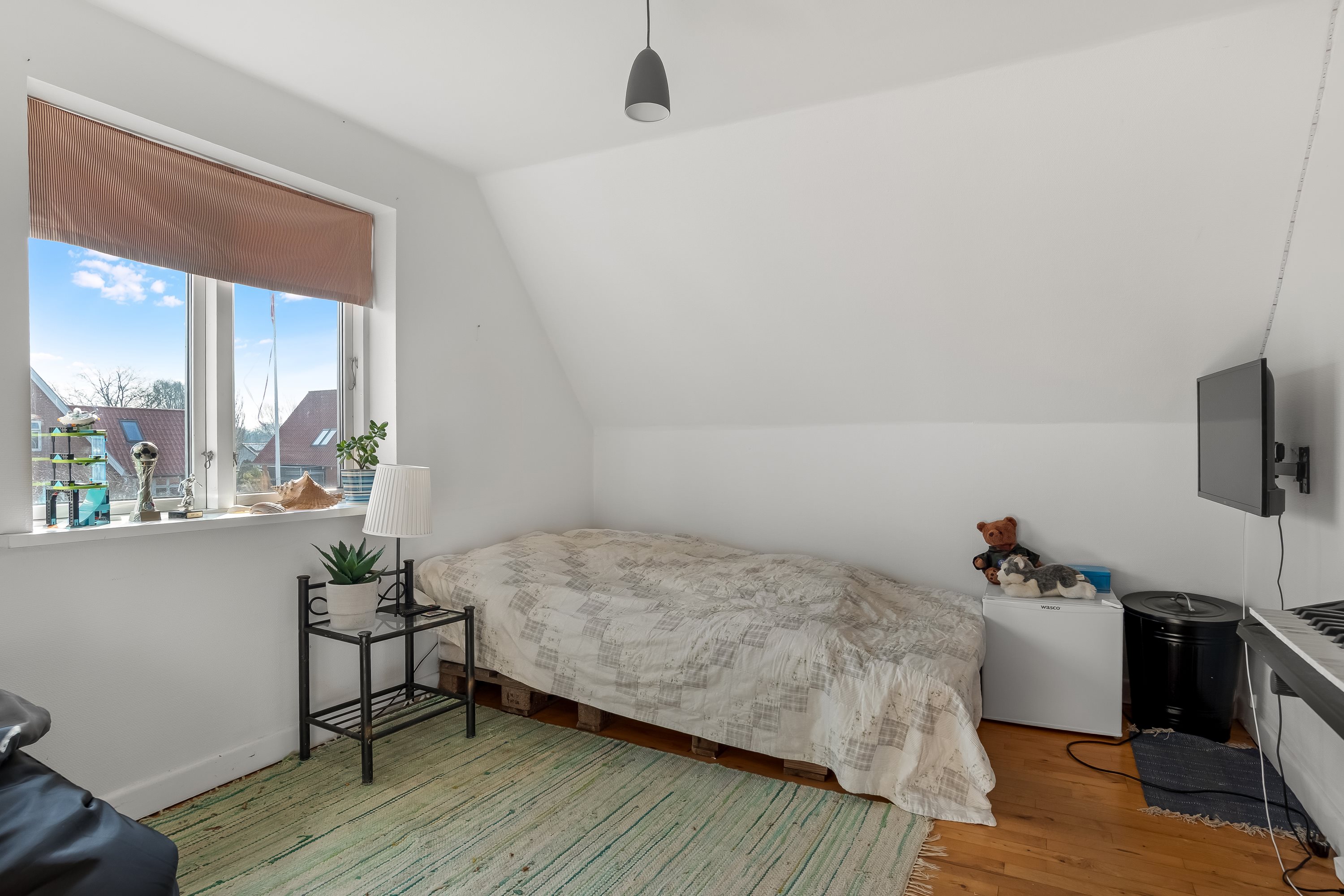 Fremhævet værelse billede i fuldskærmstilstand. Billede af Rudesvej 6, 7500 Holstebro