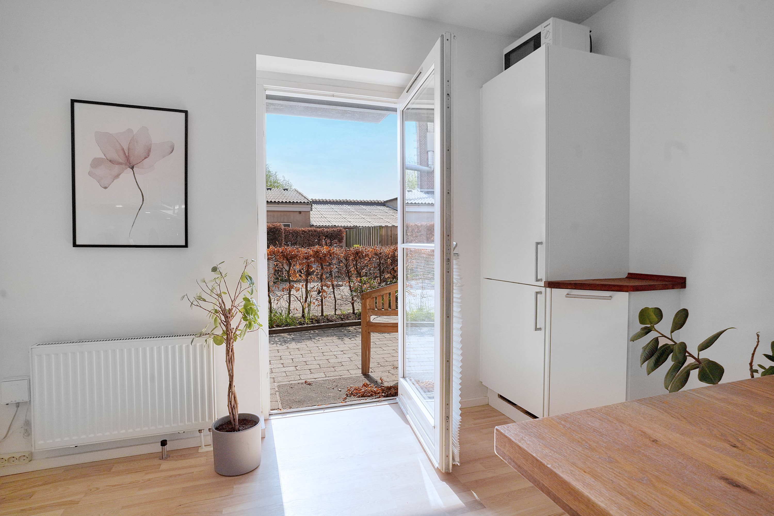 Fremhævet entré billede i fuldskærmstilstand. Billede af Nyhusevej 1C, 3400 Hillerød