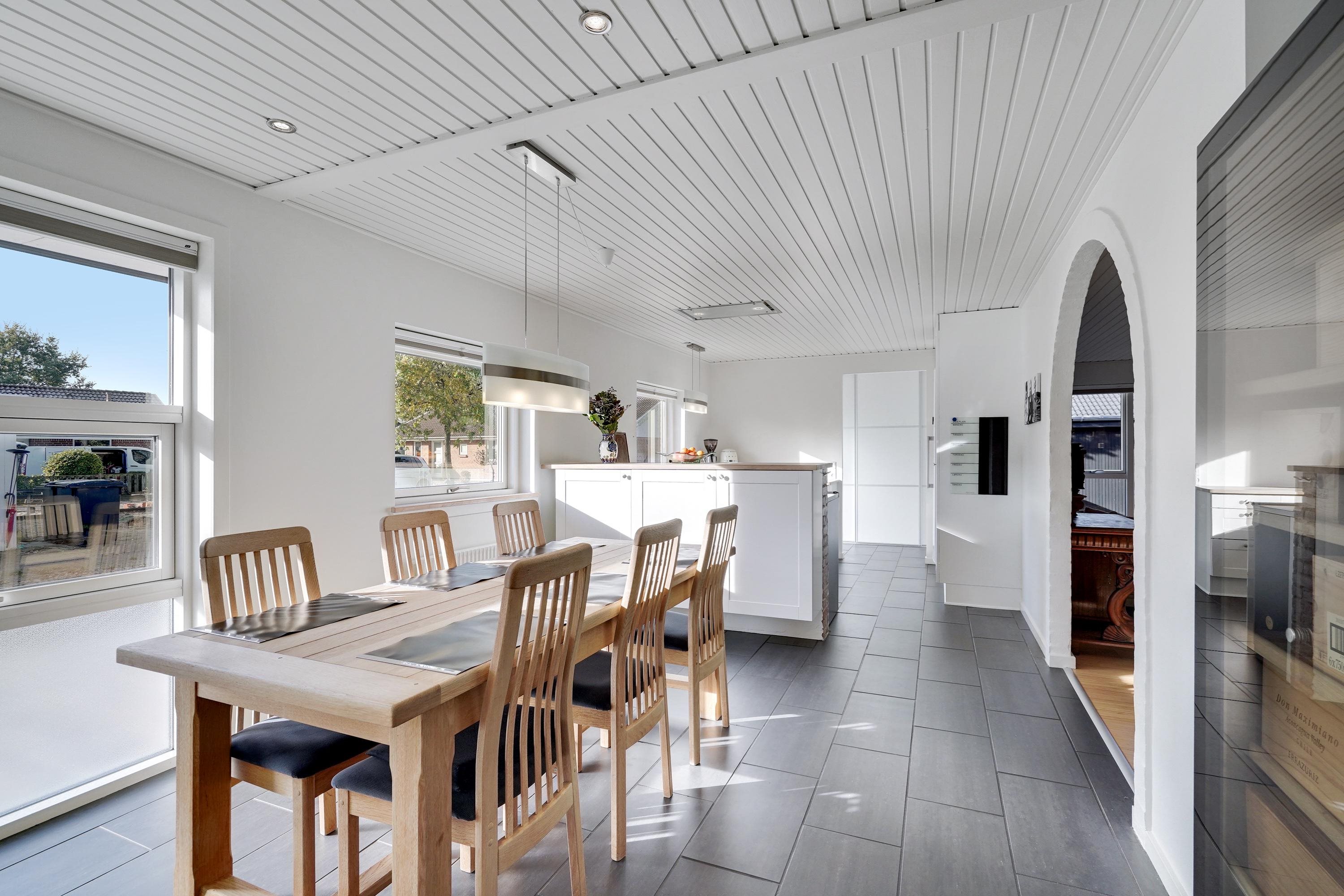 Fremhævet alrum billede i fuldskærmstilstand. Billede af Sønderkær 381, 7190 Billund