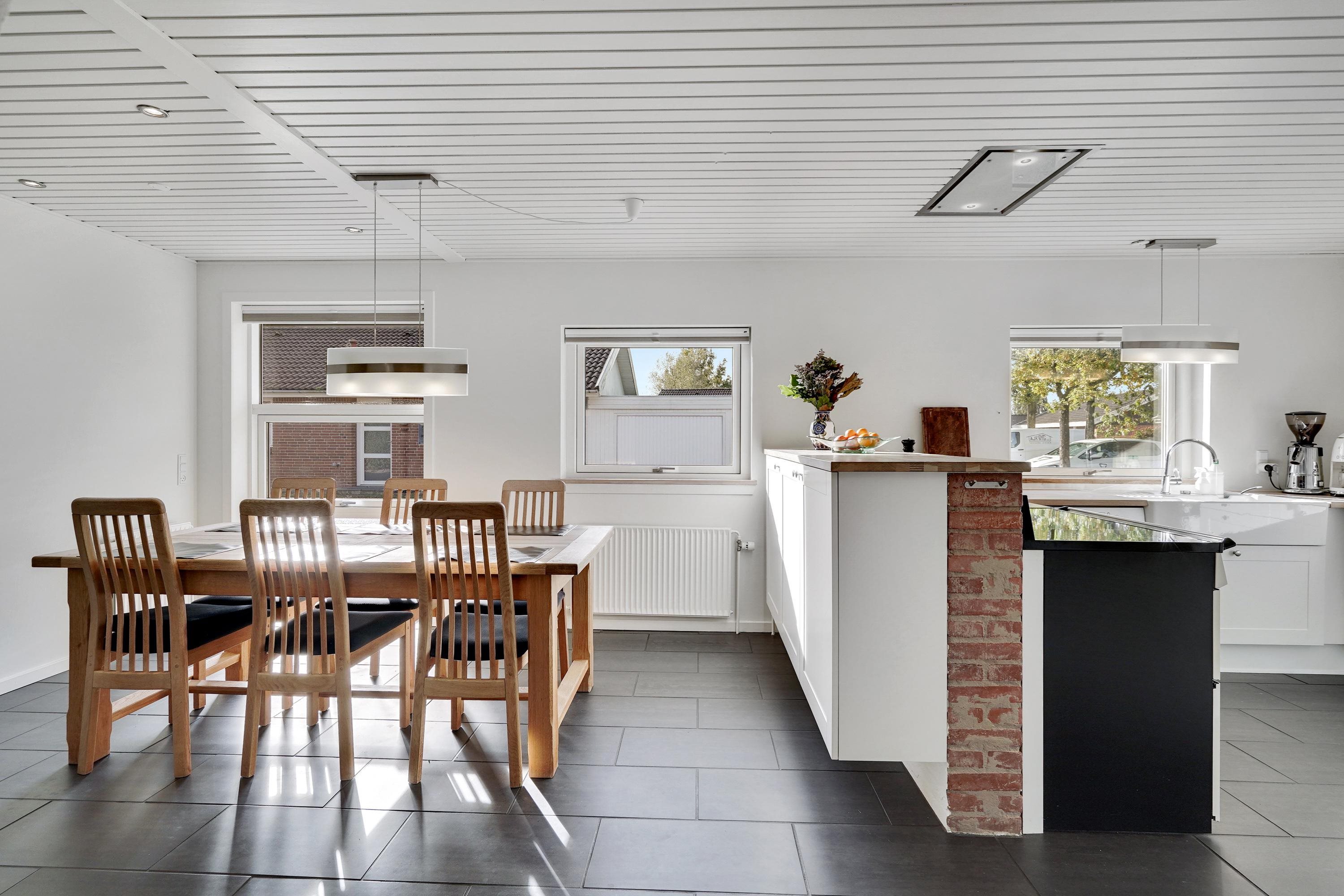 Fremhævet alrum billede i fuldskærmstilstand. Billede af Sønderkær 381, 7190 Billund