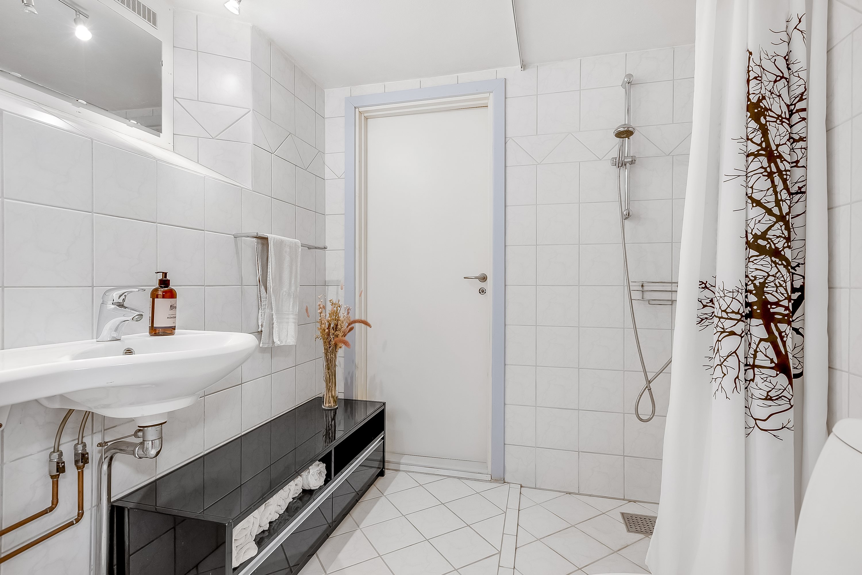 Fremhævet badeværelse billede i fuldskærmstilstand. Billede af Bøllingsvej 39, 4100 Ringsted