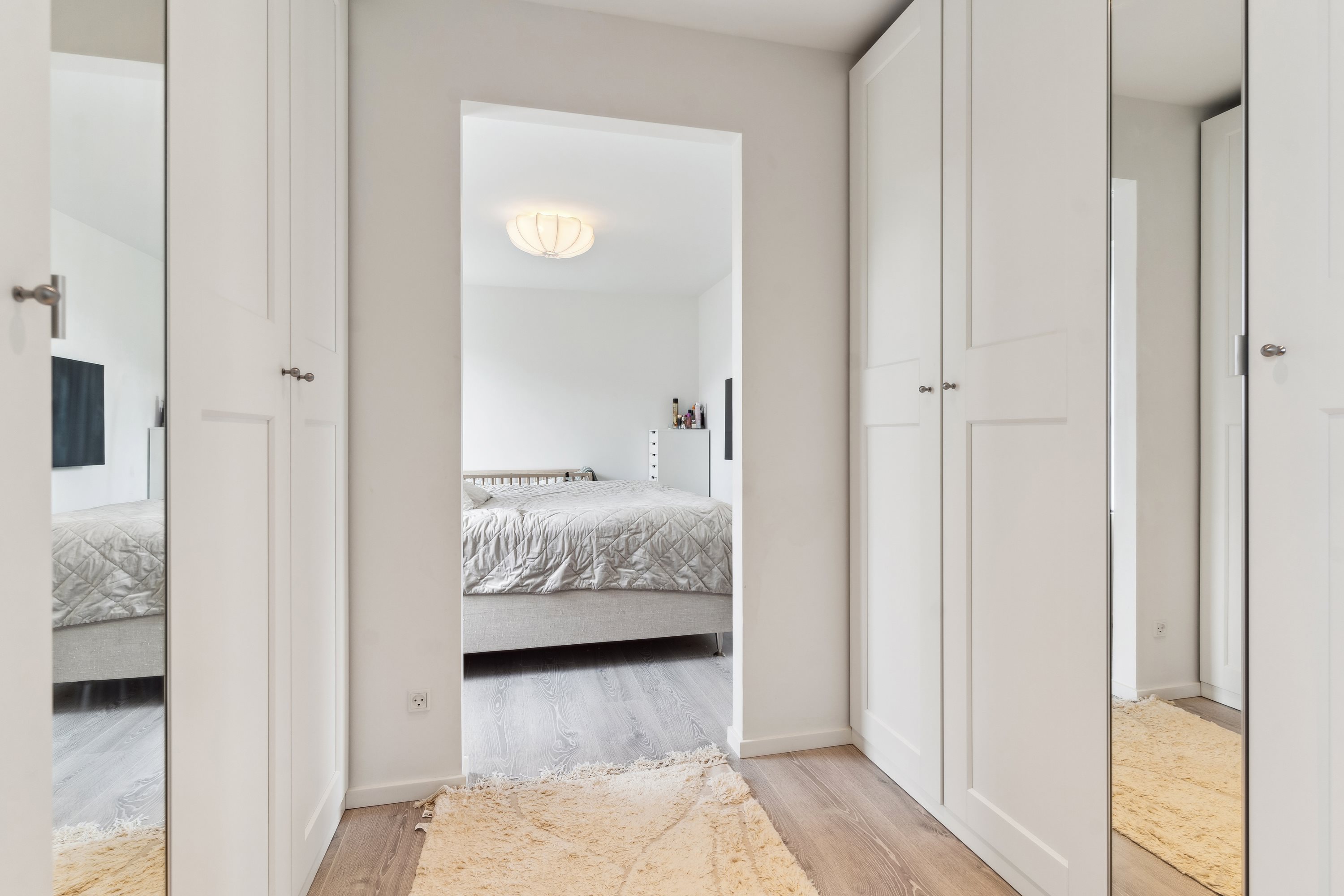 Fremhævet gang billede i fuldskærmstilstand. Billede af Tvedvangen 266A, 2730 Herlev