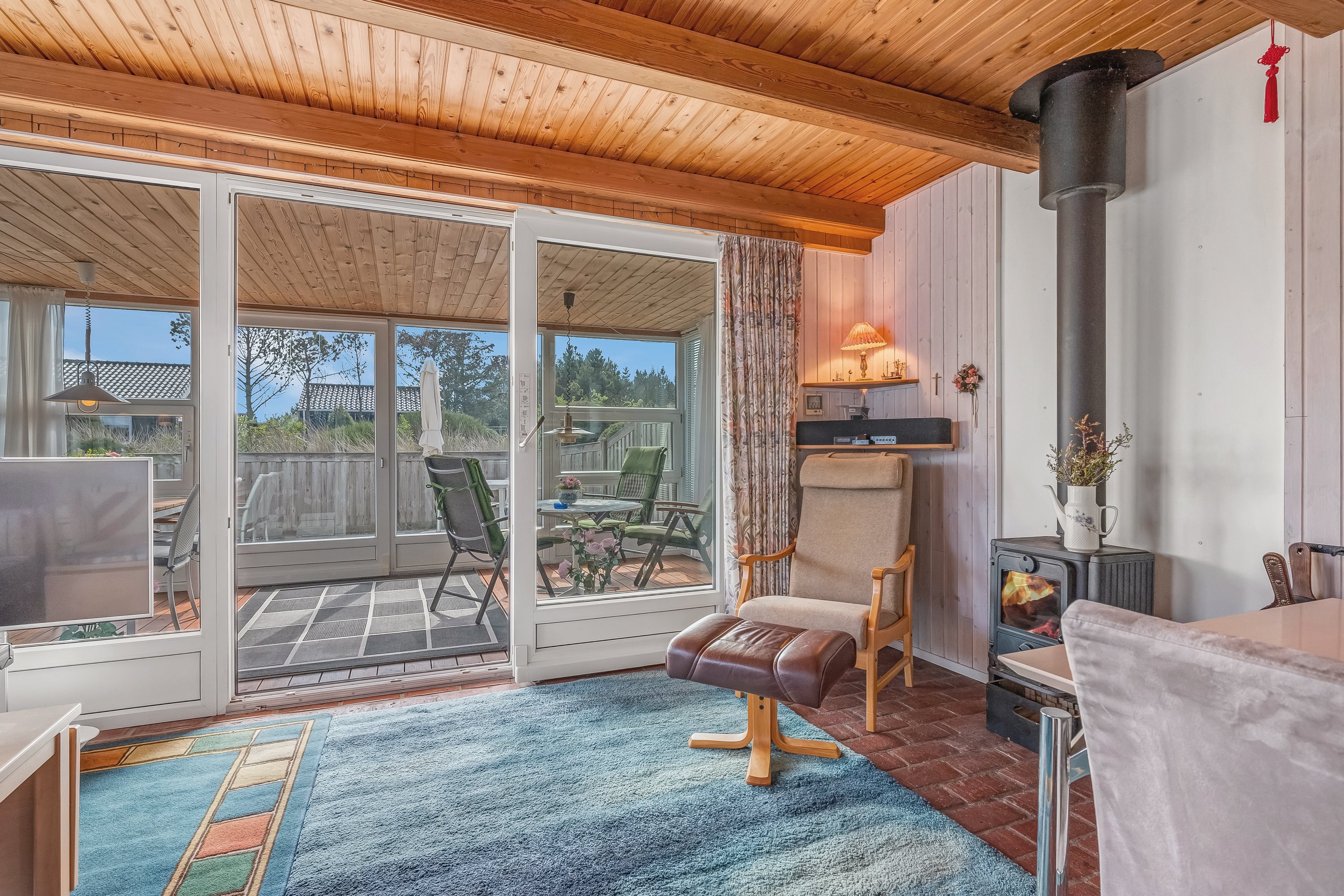 Fremhævet stue billede i fuldskærmstilstand. Billede af Holmsborgvej 8, Søndervig, 6950 Ringkøbing