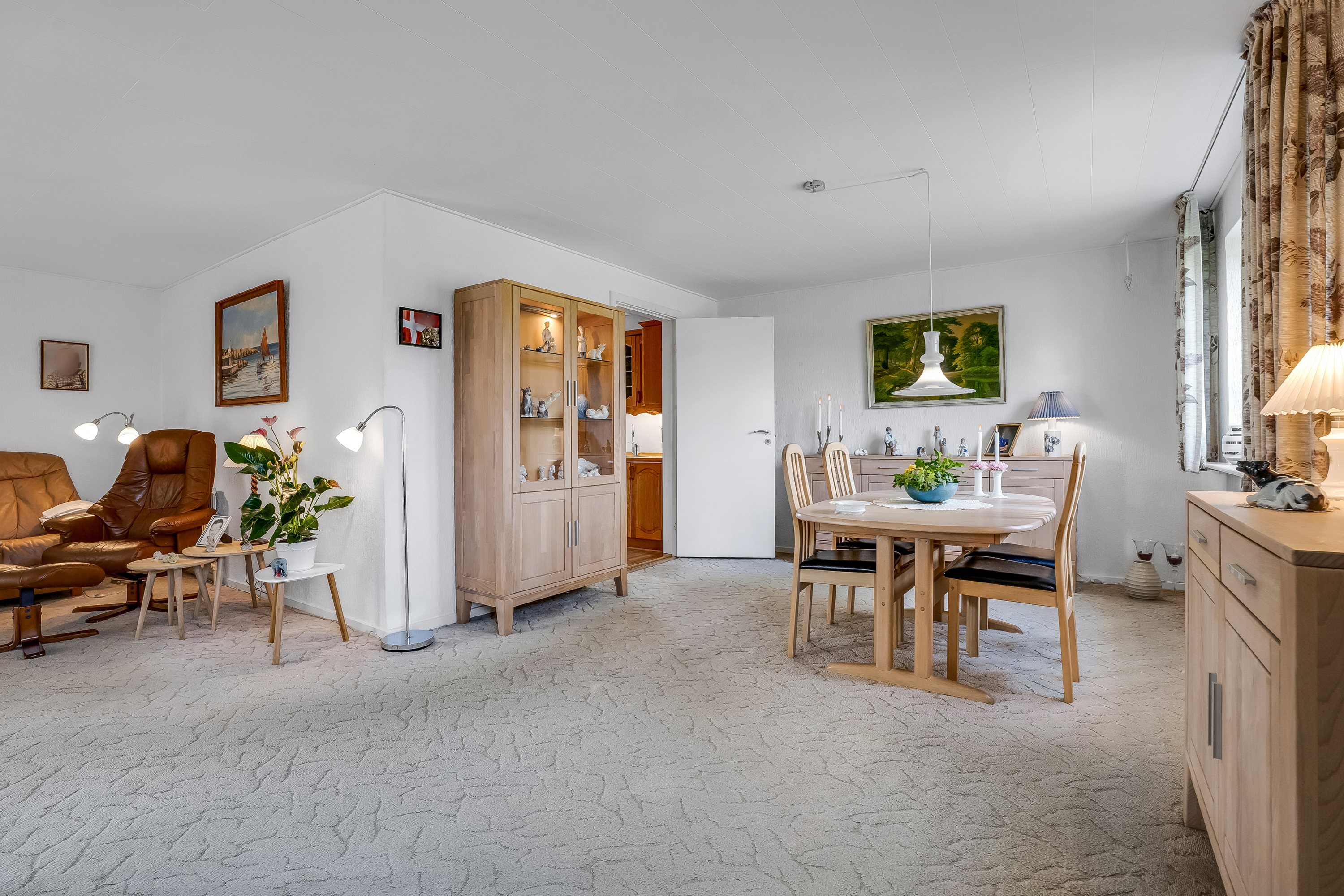 Fremhævet stue billede i fuldskærmstilstand. Billede af Idalundvej 13, 4990 Sakskøbing