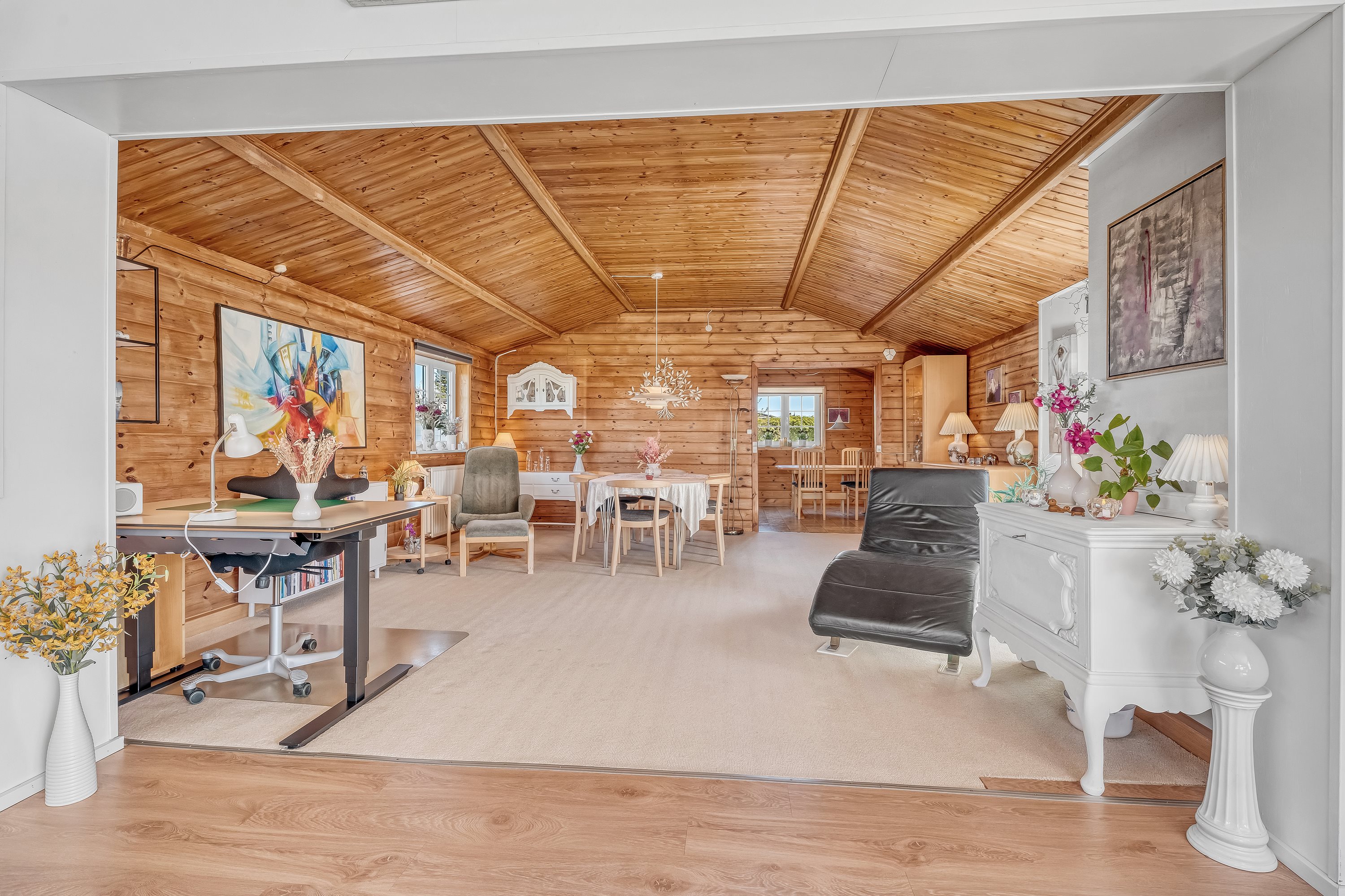 Fremhævet stue billede i fuldskærmstilstand. Billede af Frejasvej 26, 4873 Væggerløse