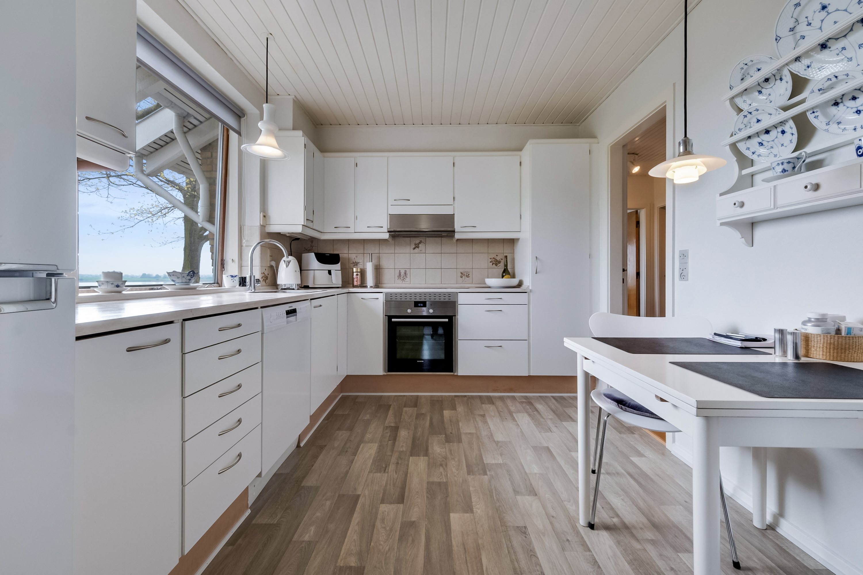 Miniaturebillede 2: køkken. Billede af Fjordvej 2, 5330 Munkebo