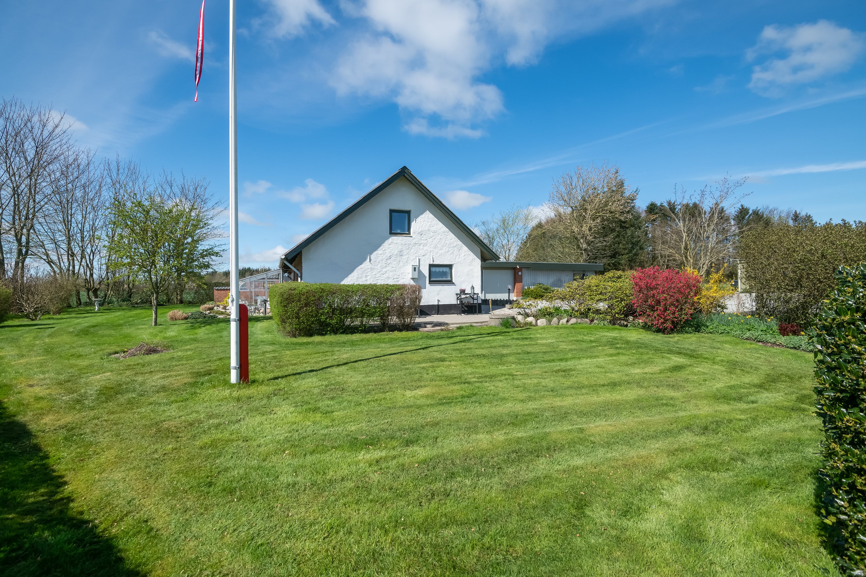 Fremhævet  billede i fuldskærmstilstand. Billede af Brønderslevvej 250, 9750 Østervrå