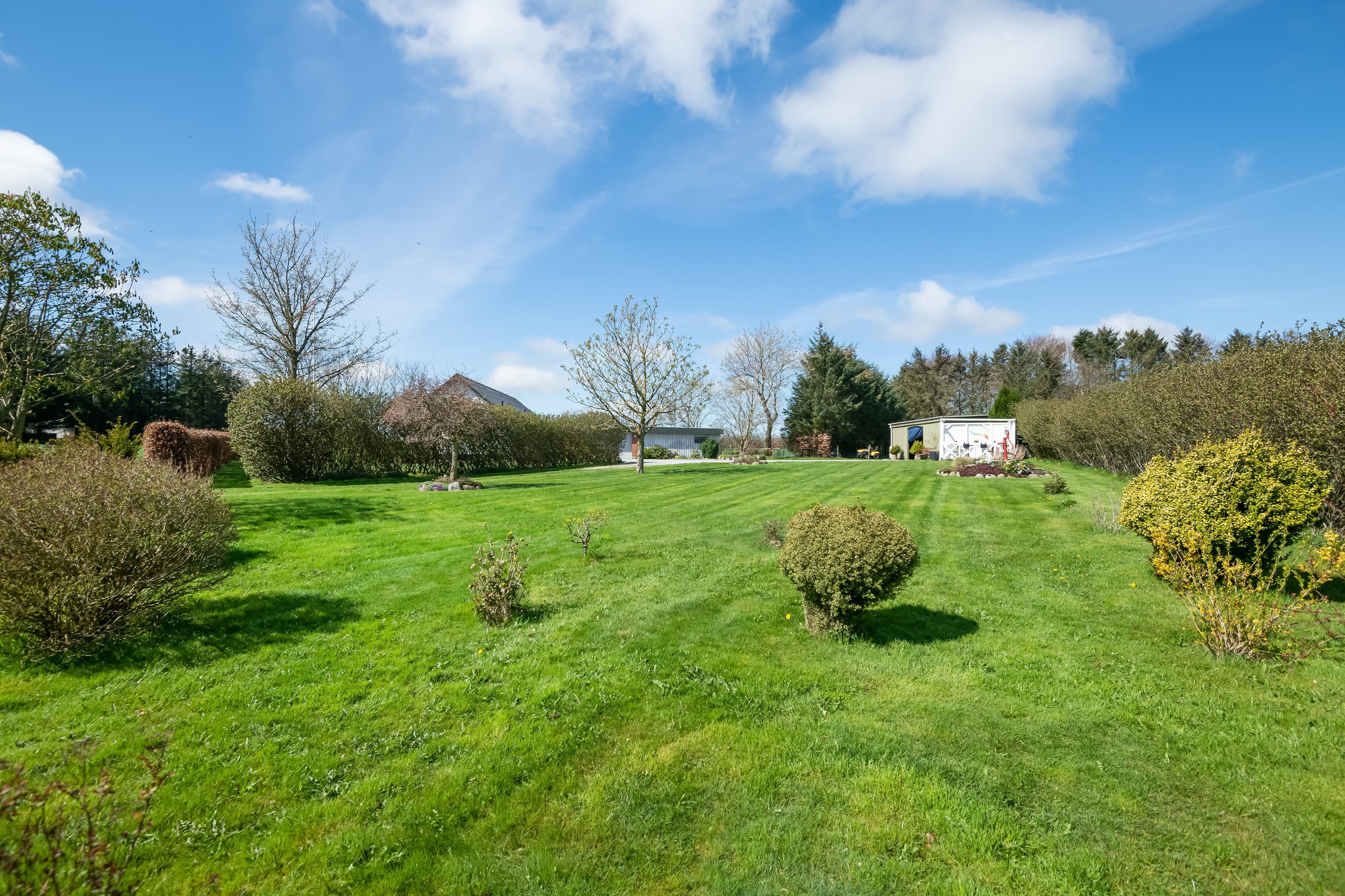 Fremhævet  billede i fuldskærmstilstand. Billede af Brønderslevvej 250, 9750 Østervrå