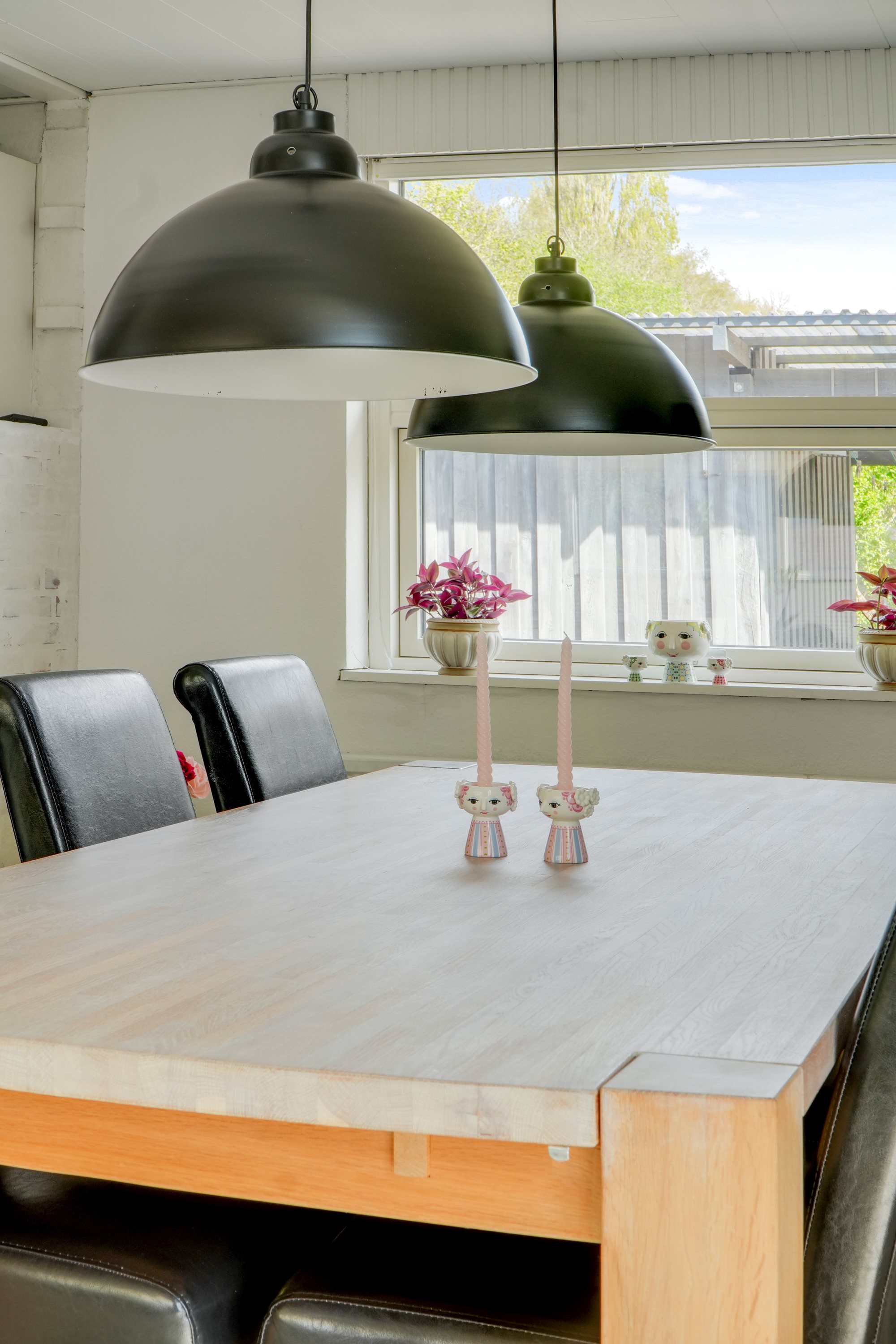 Fremhævet andet billede i fuldskærmstilstand. Billede af Ludvig Holsteins Alle 86, 2750 Ballerup