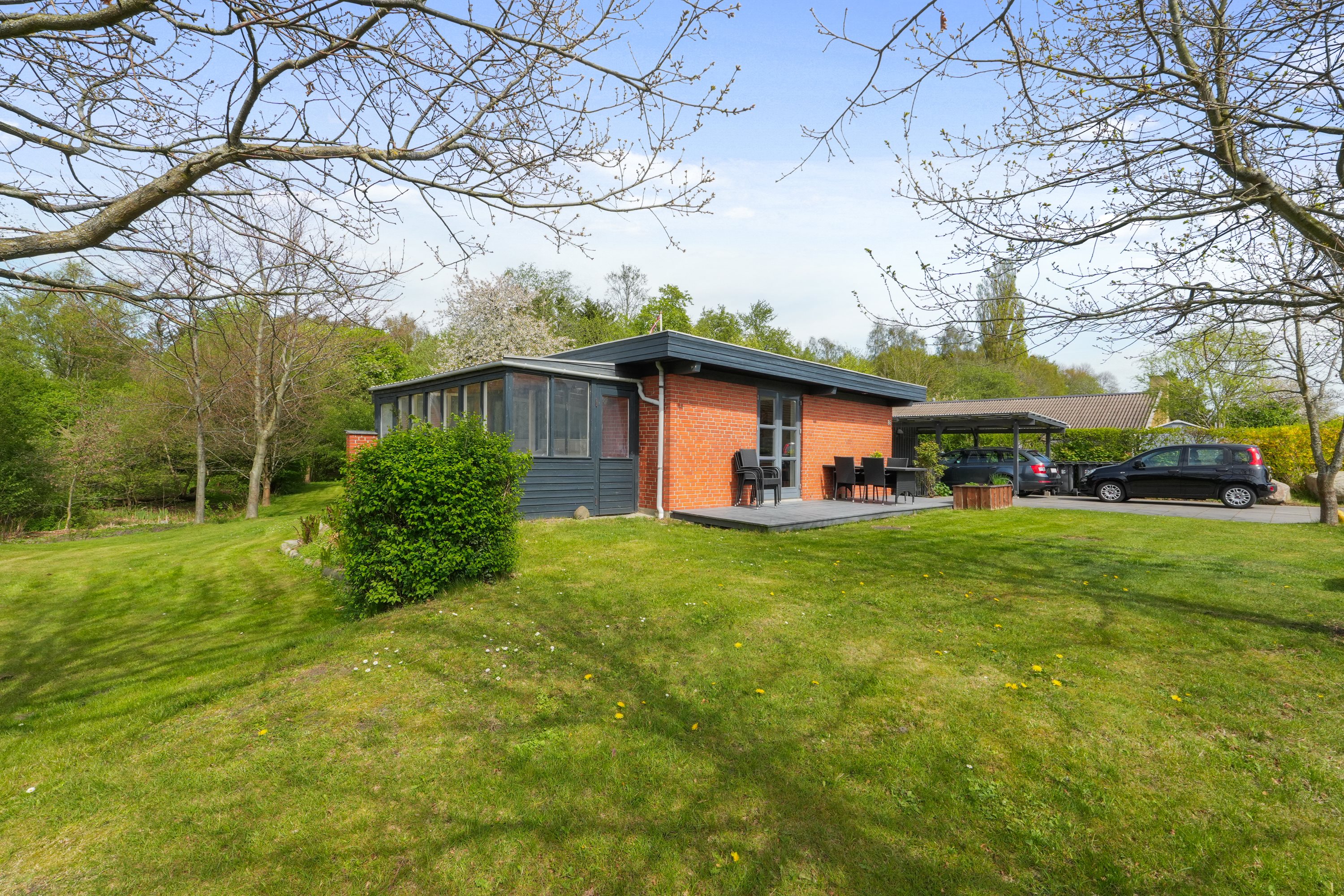 Fremhævet andet billede i fuldskærmstilstand. Billede af Ludvig Holsteins Alle 86, 2750 Ballerup