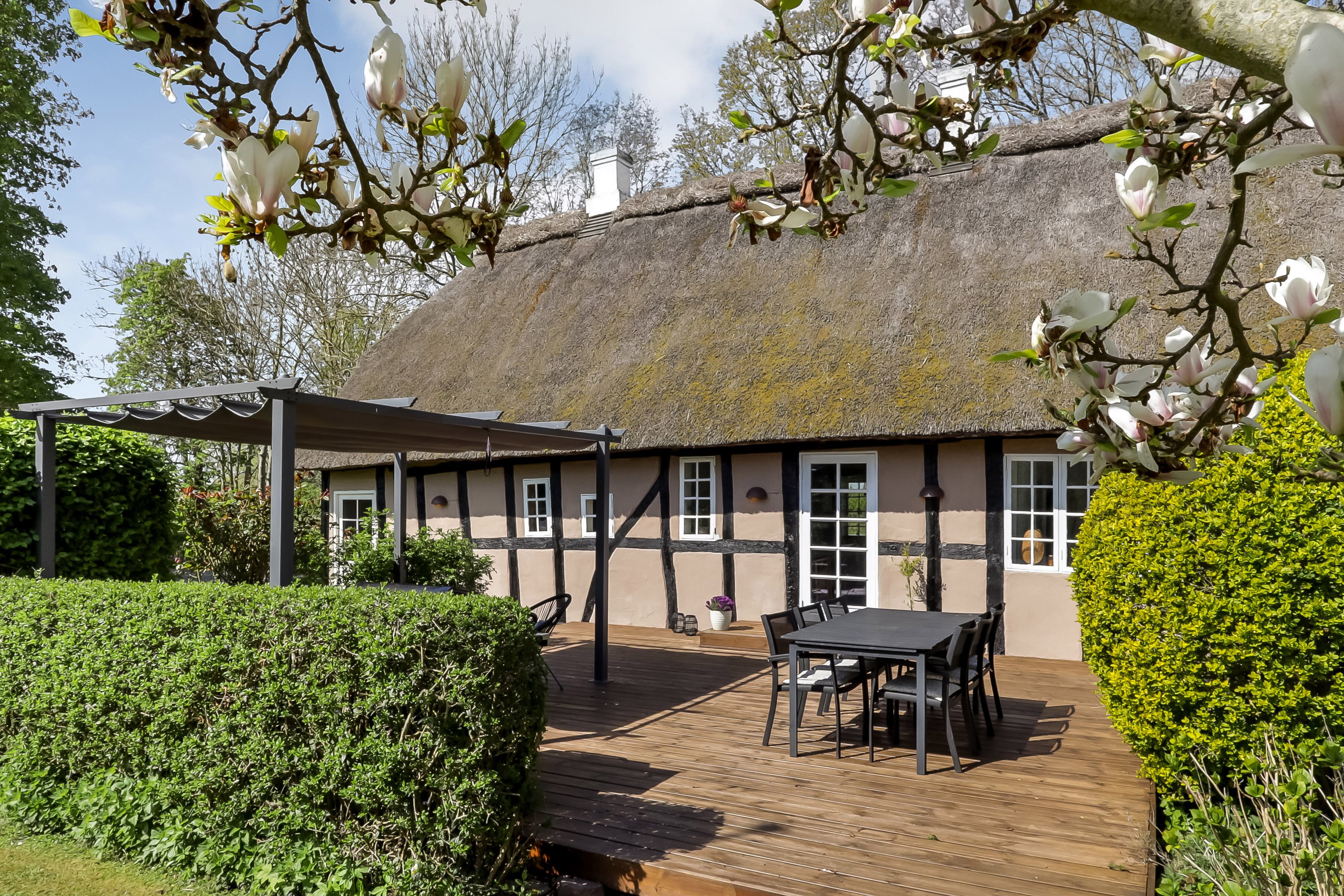 Fremhævet terrasse billede i fuldskærmstilstand. Billede af Elvira Madigans Vej 14, Tåsinge, 5700 Svendborg