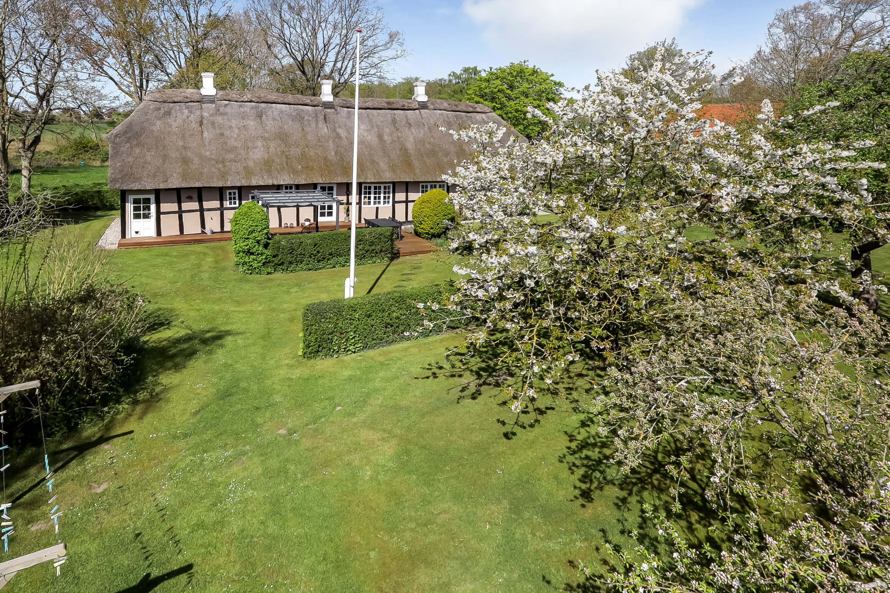 Fremhævet ejendommen billede i fuldskærmstilstand. Billede af Elvira Madigans Vej 14, Tåsinge, 5700 Svendborg