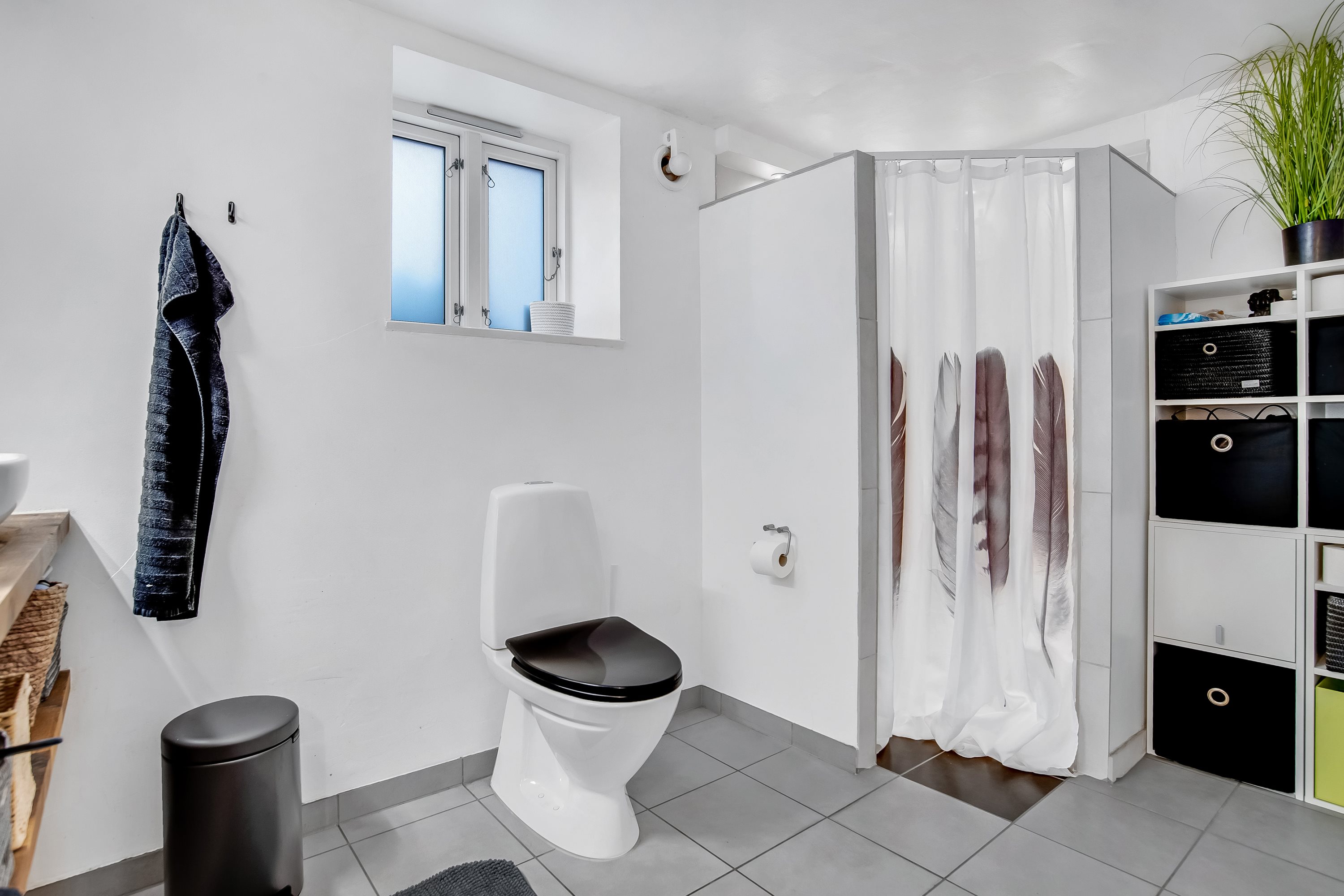 Fremhævet badeværelse billede i fuldskærmstilstand. Billede af Gl. Hornshøjvej 7, 7500 Holstebro