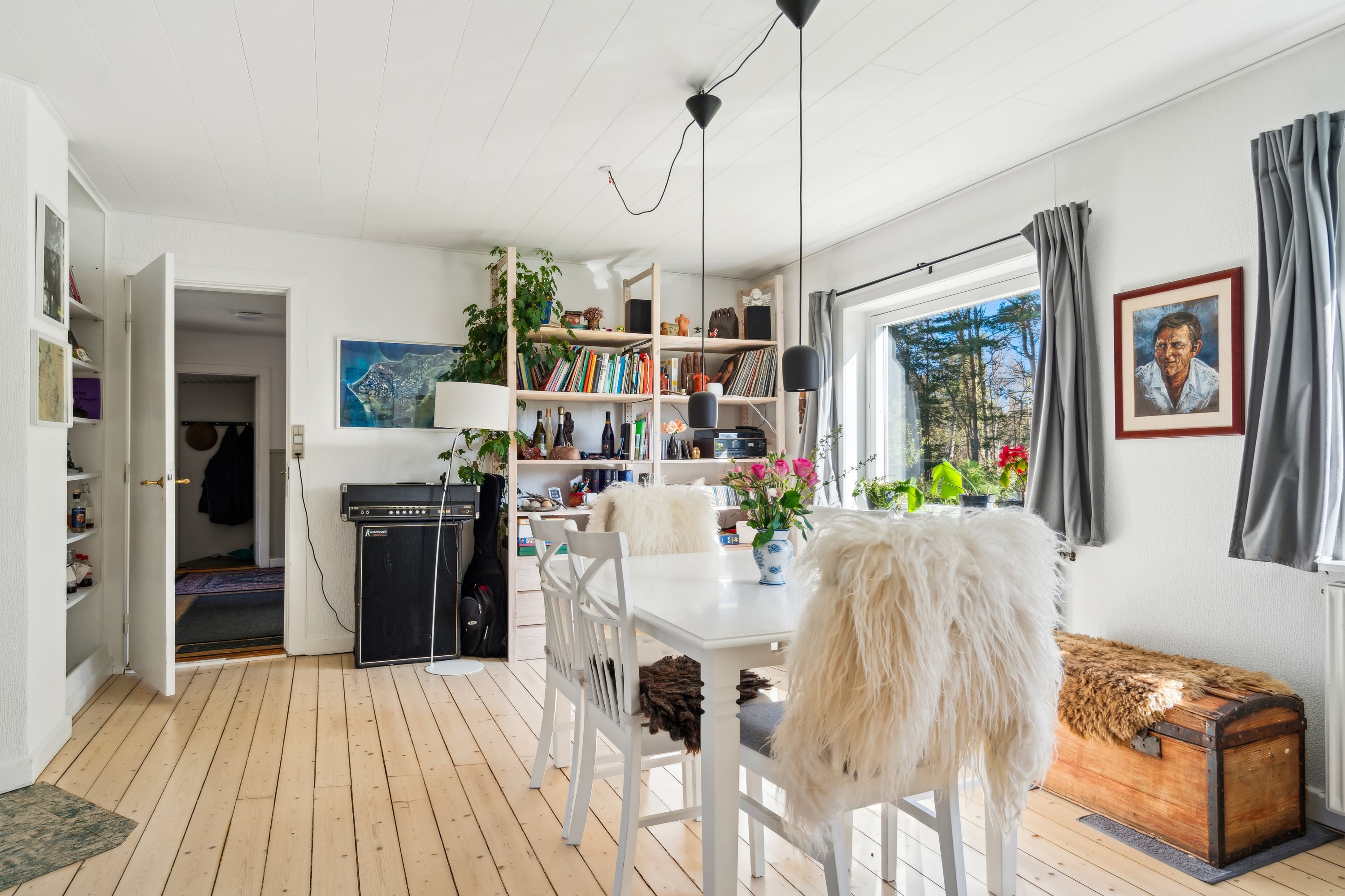 Fremhævet stue billede i fuldskærmstilstand. Billede af Østerby Havnegade 58, Østerby Havn, 9940 Læsø