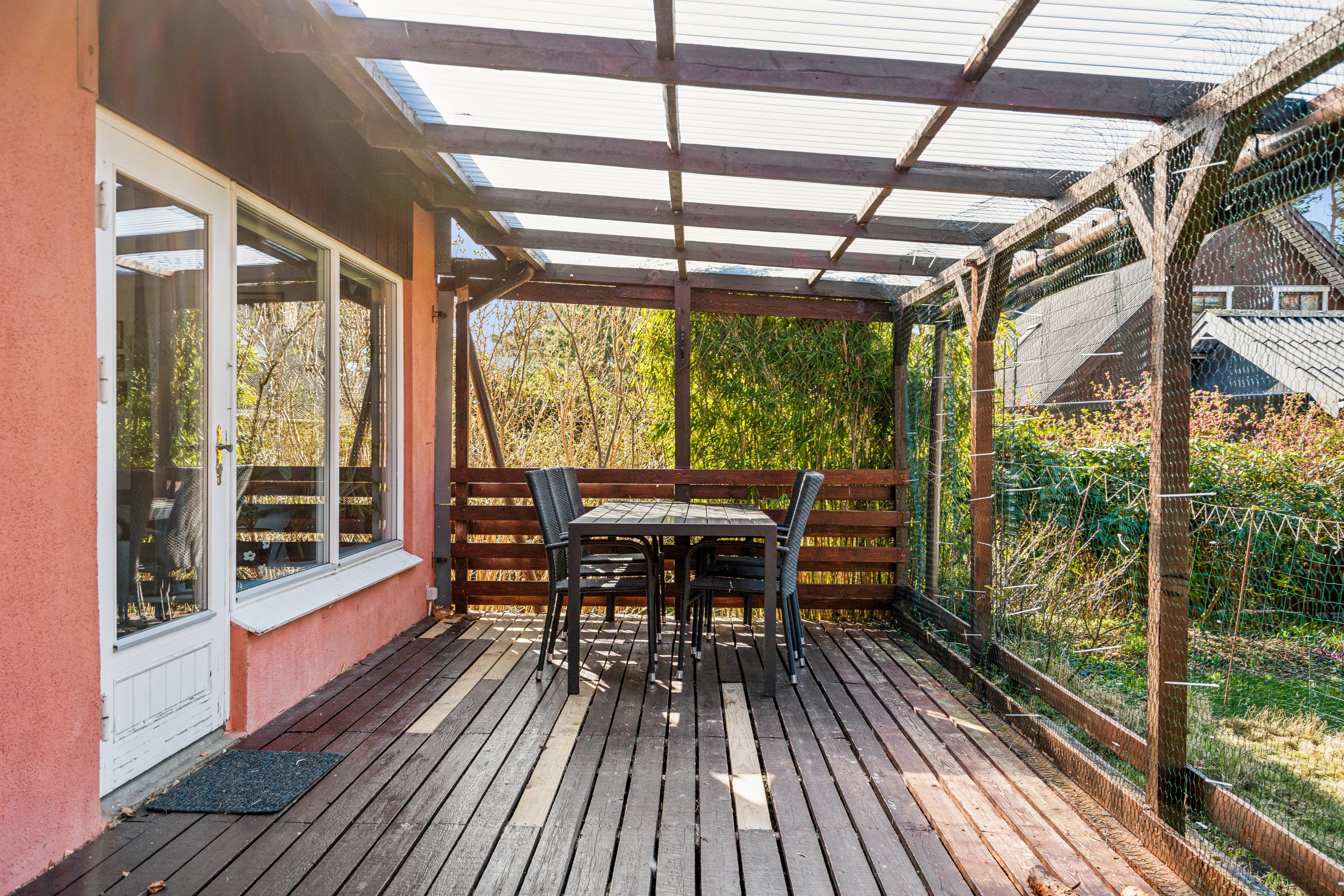 Fremhævet udestue billede i fuldskærmstilstand. Billede af Østerby Havnegade 58, Østerby Havn, 9940 Læsø