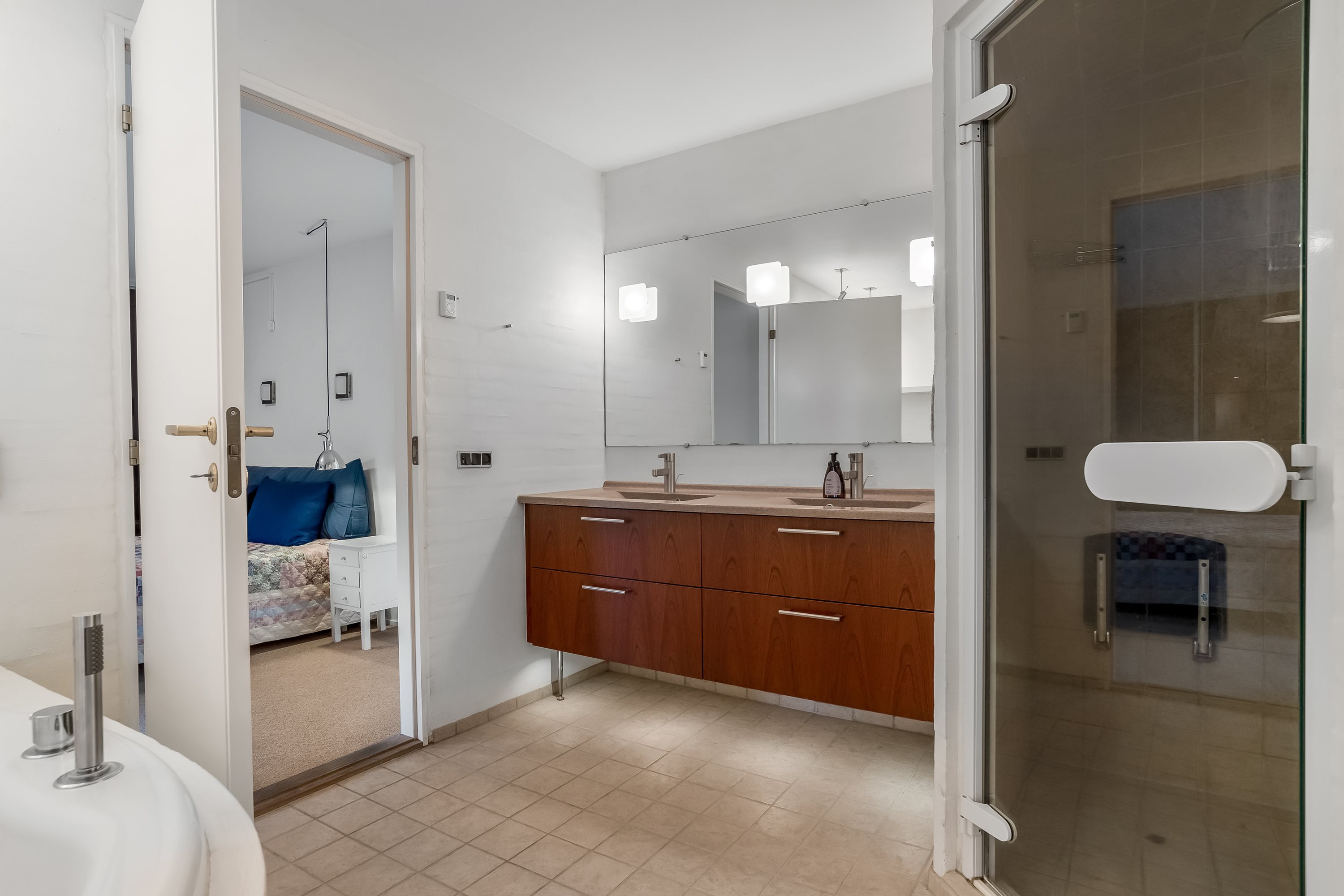 Fremhævet badeværelse billede i fuldskærmstilstand. Billede af Fennen 9, 7500 Holstebro