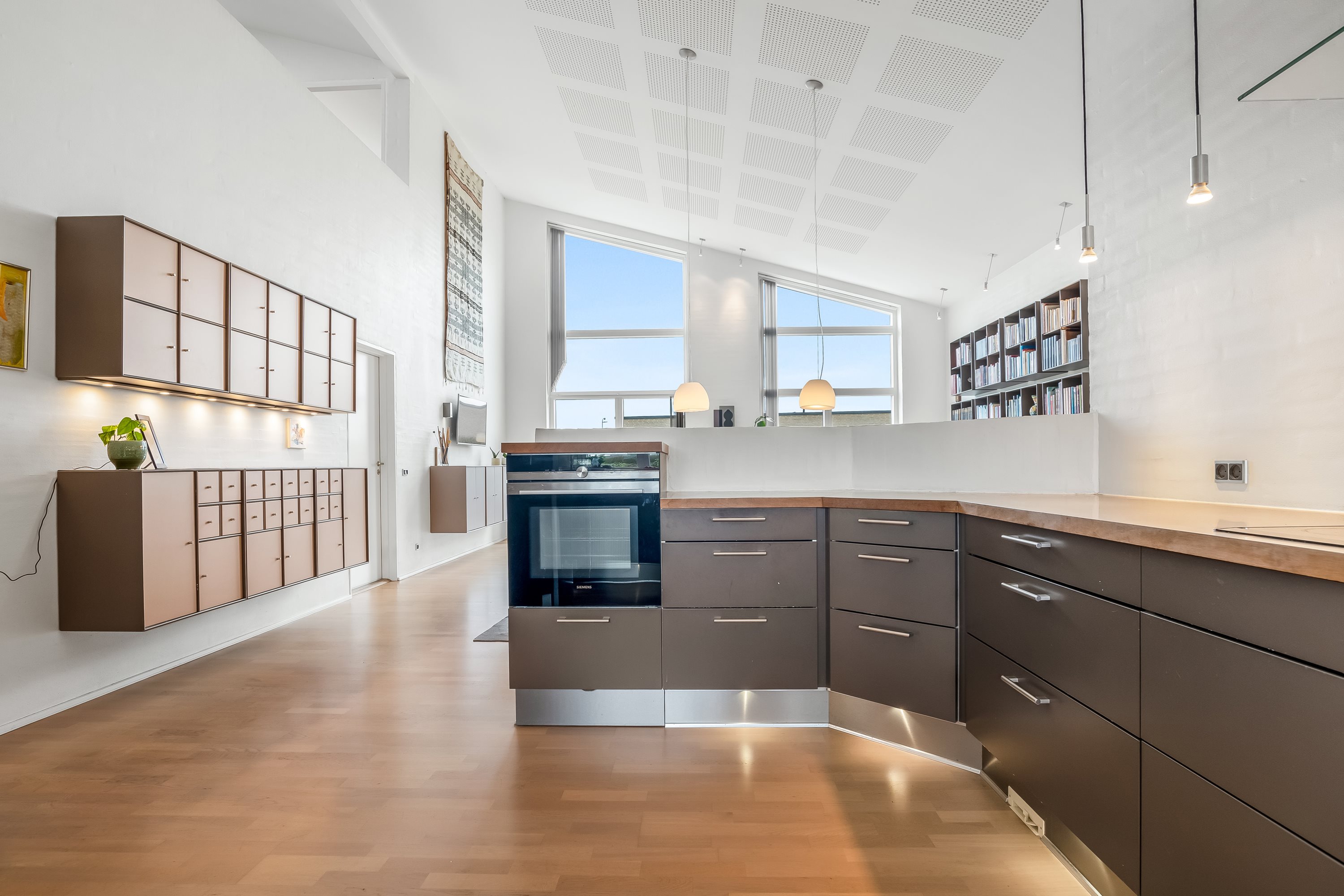 Fremhævet andet billede i fuldskærmstilstand. Billede af Fennen 9, 7500 Holstebro