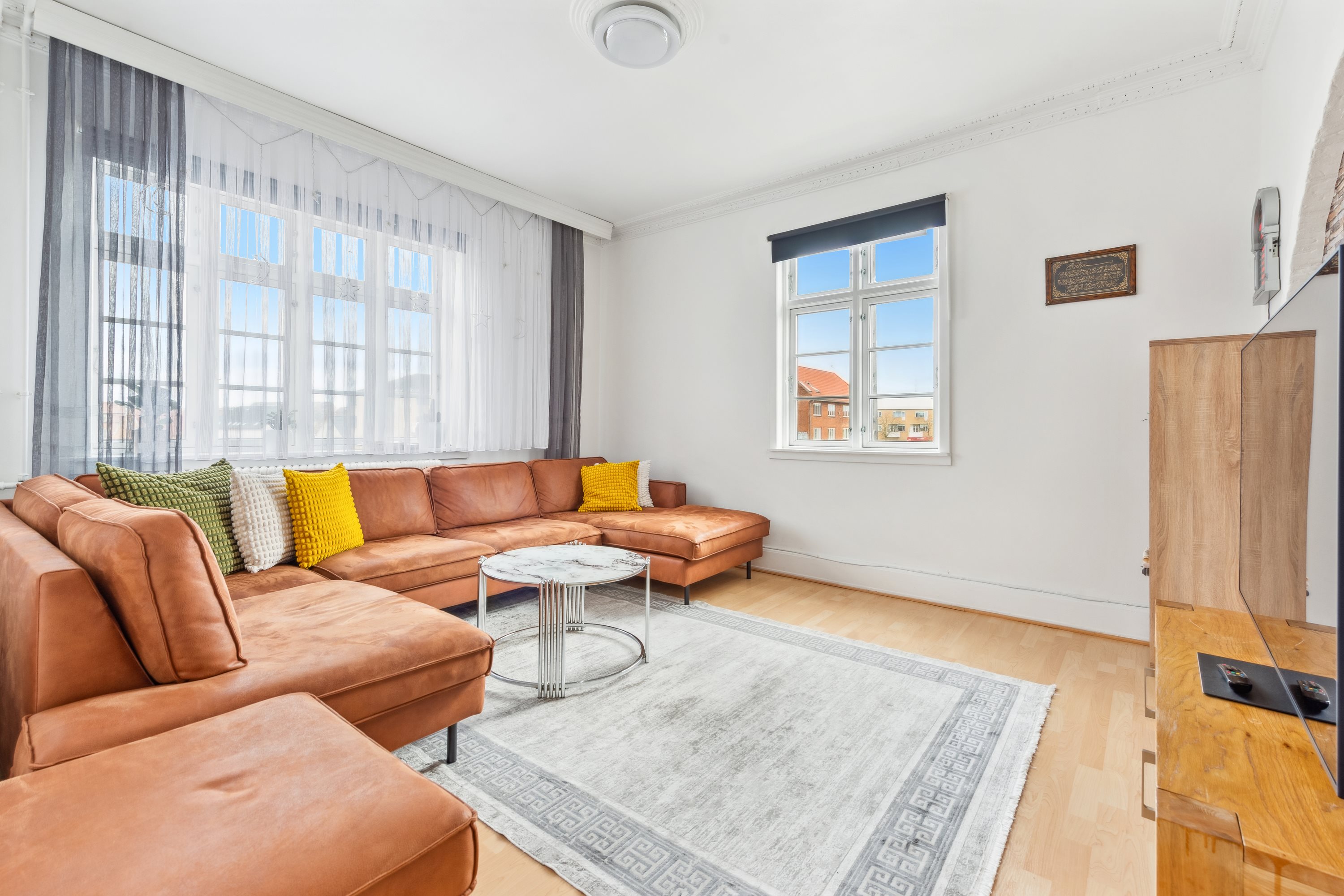 Miniaturebillede 1: stue. Billede af Frederikssundsvej 331, 1., 2700 Brønshøj