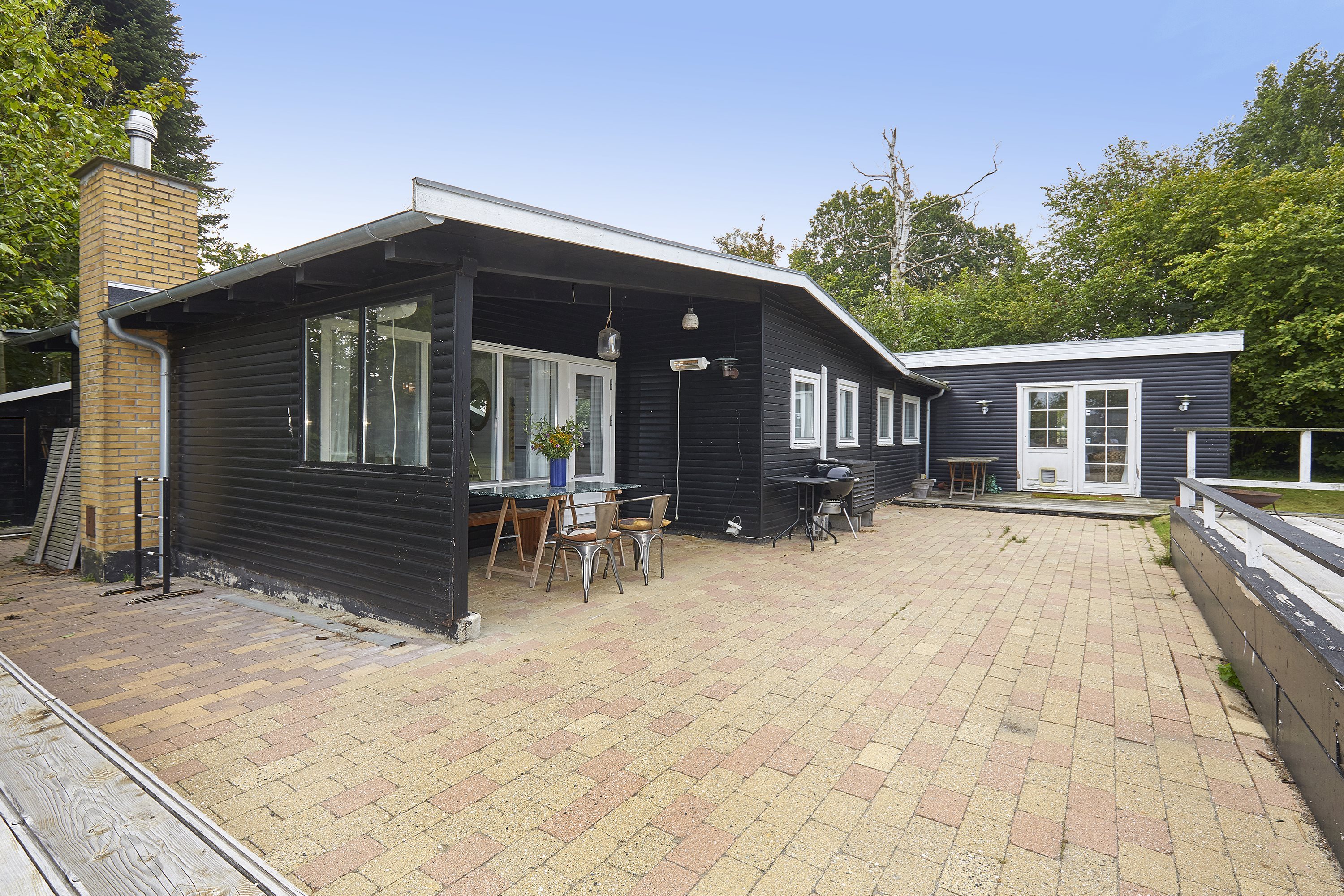 Fremhævet terrasse billede i fuldskærmstilstand. Billede af Præsthøjvej 14, 3300 Frederiksværk