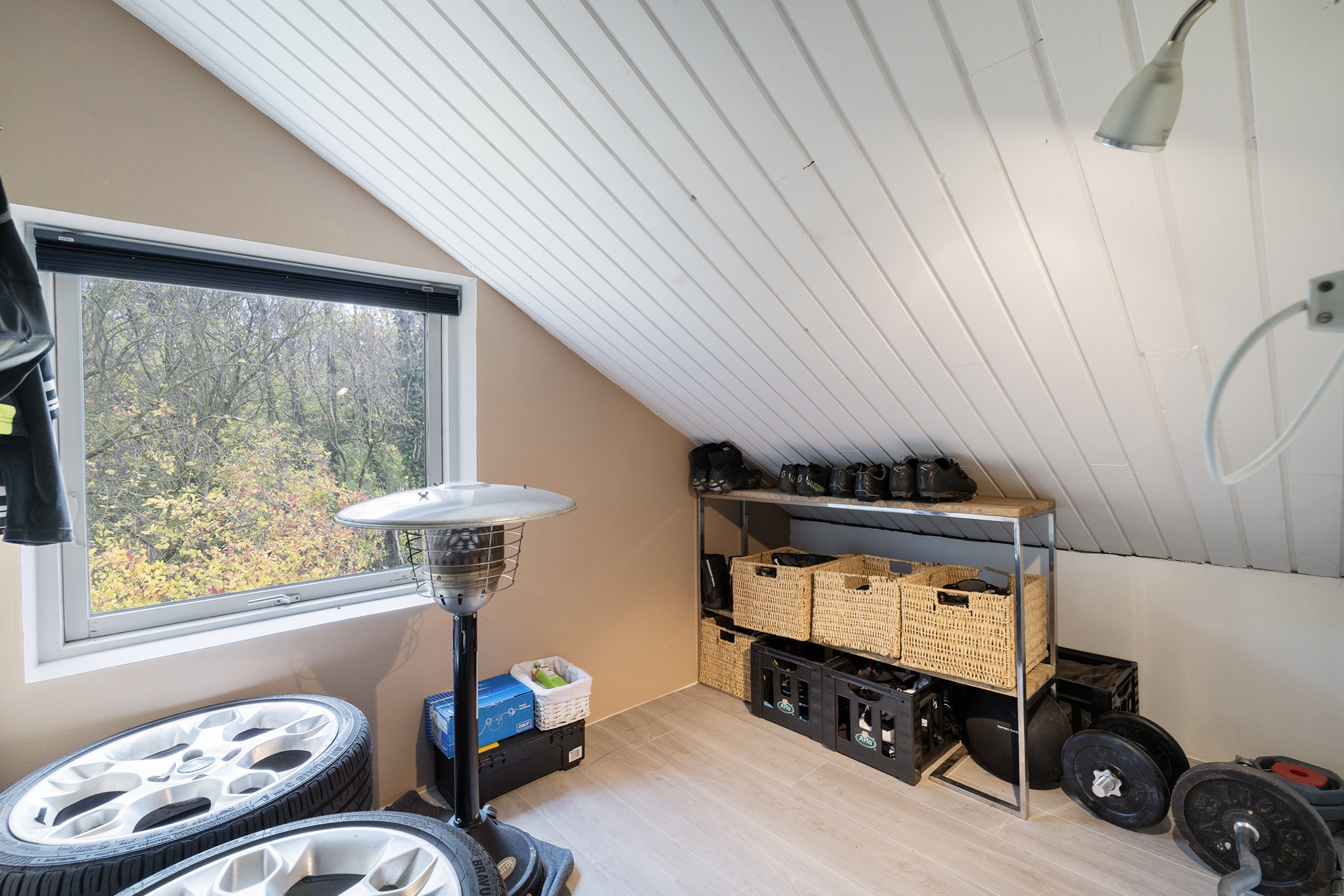 Fremhævet værelse billede i fuldskærmstilstand. Billede af Ugletoften 39, Højby, 5260 Odense S