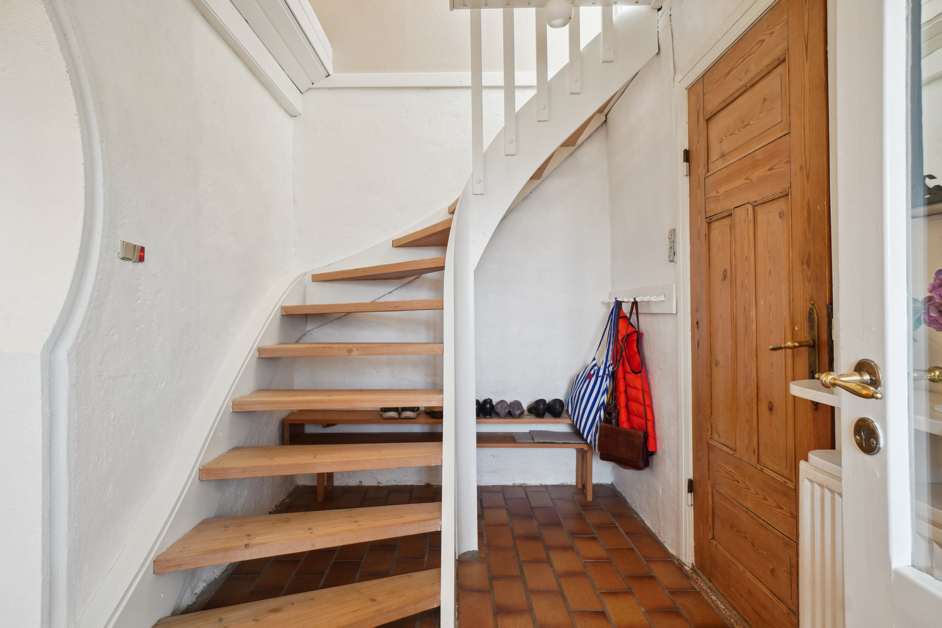 Fremhævet trappe billede i fuldskærmstilstand. Billede af Højkildevej 4, Ørum, 8721 Daugård