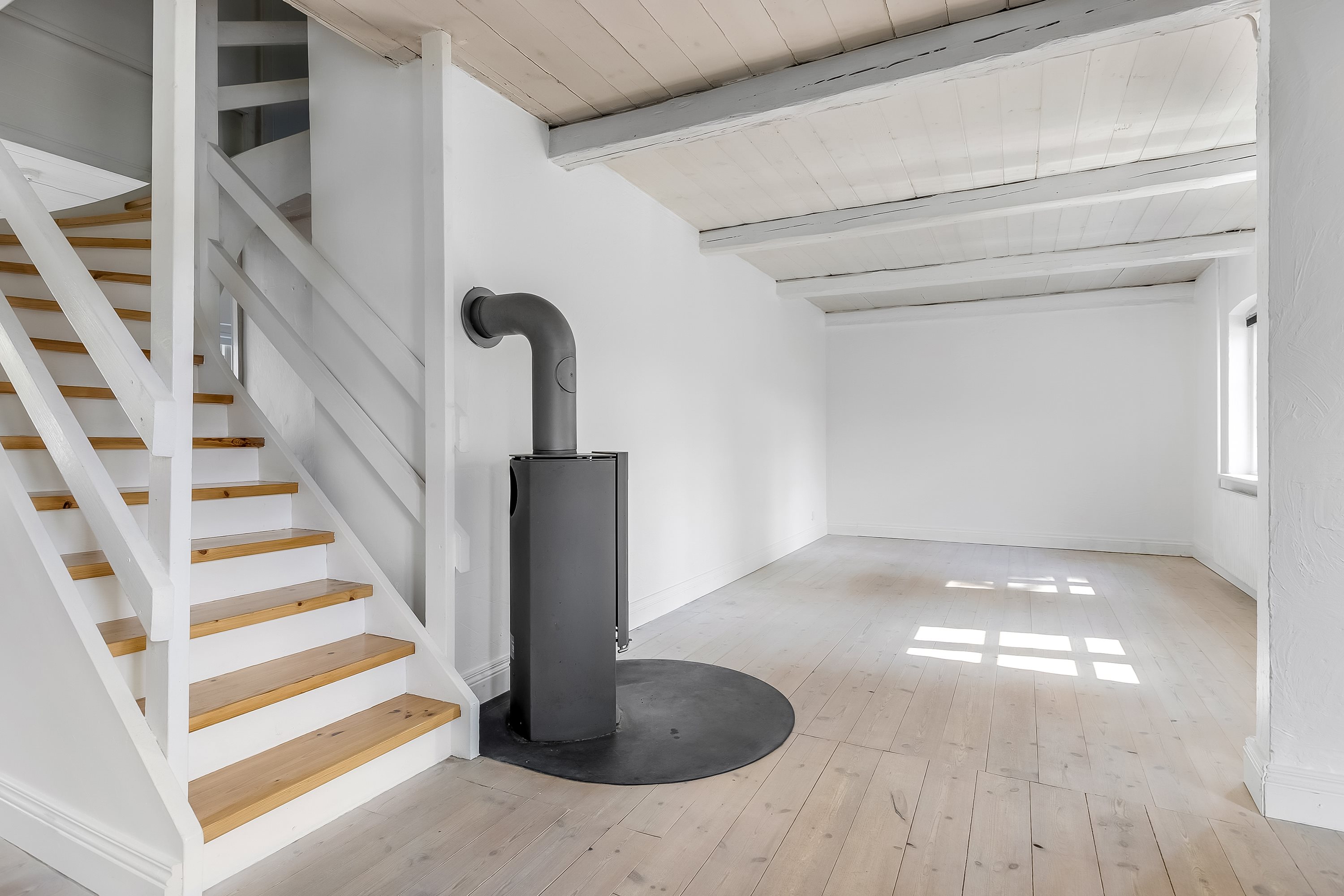 Fremhævet stue billede i fuldskærmstilstand. Billede af Strandvejen 133, Hejninge, 4200 Slagelse