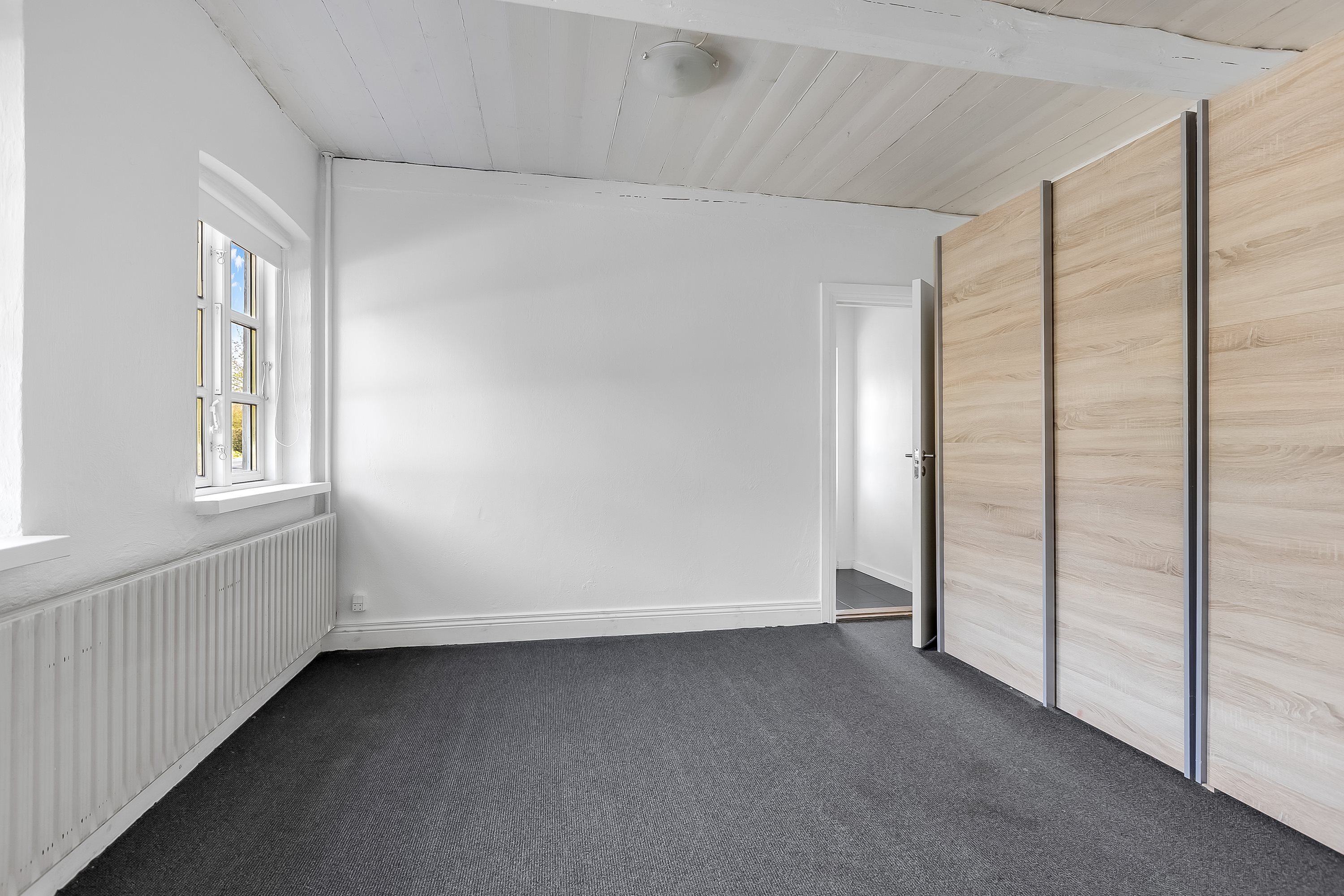 Fremhævet værelse billede i fuldskærmstilstand. Billede af Strandvejen 133, Hejninge, 4200 Slagelse