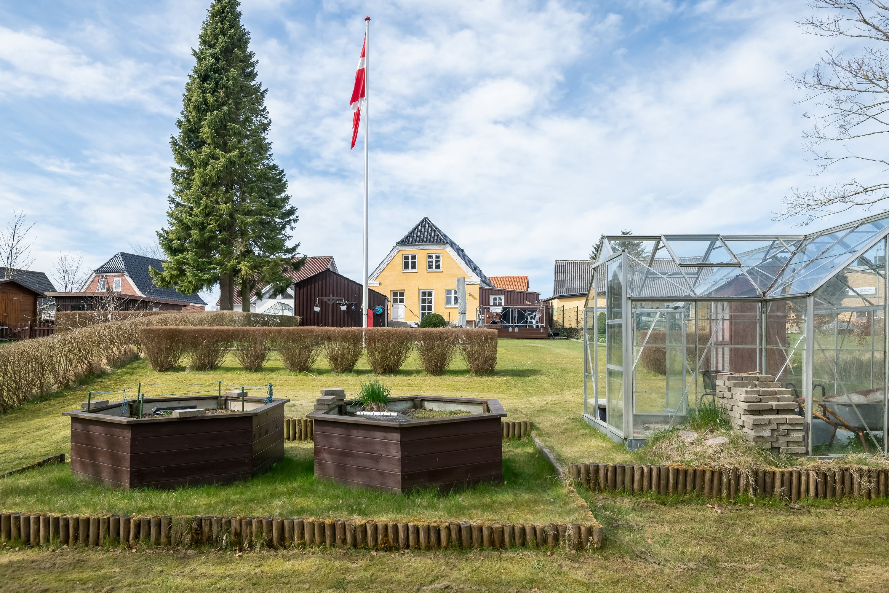 Fremhævet  billede i fuldskærmstilstand. Billede af Møllegade 24, 9750 Østervrå