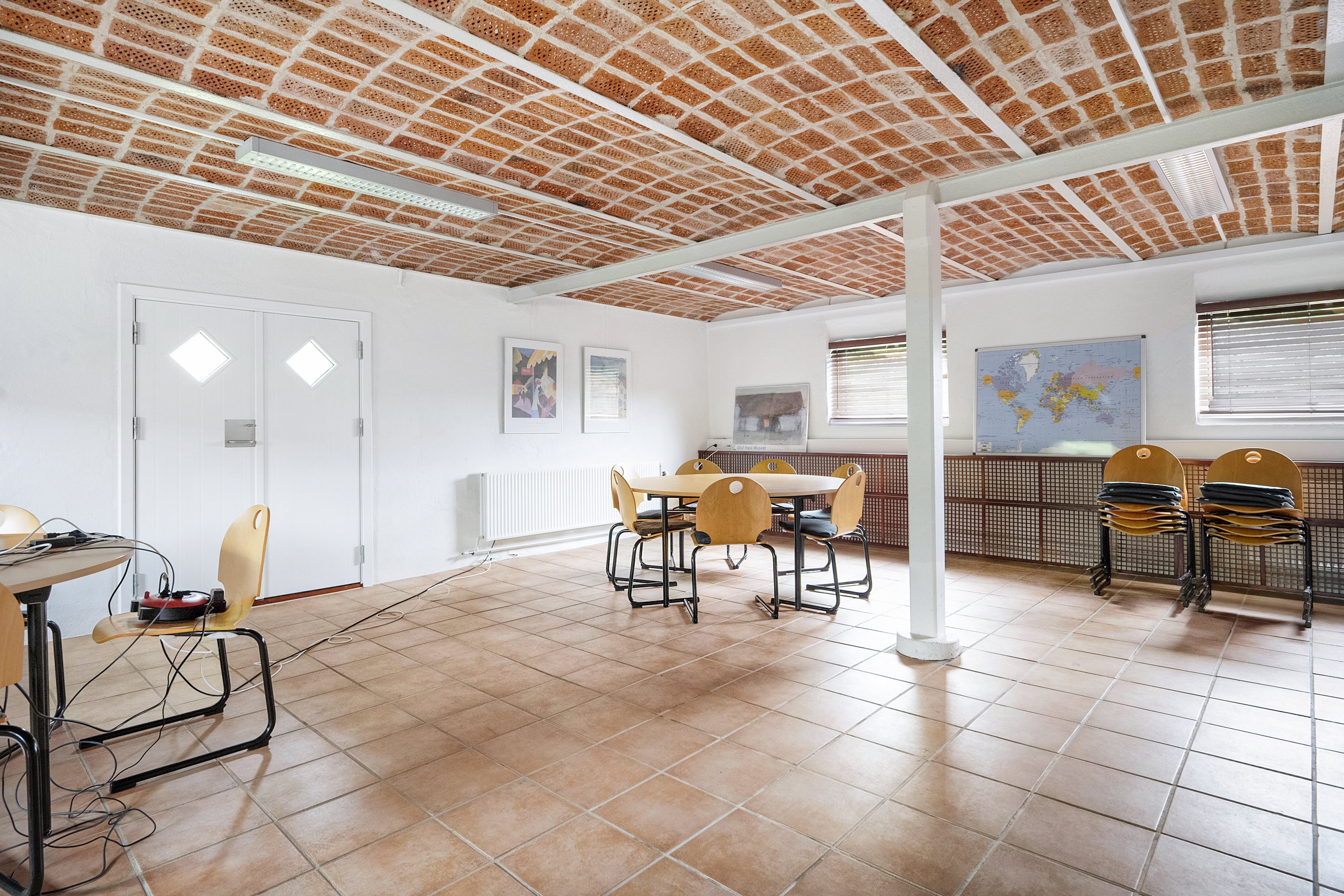 Fremhævet kontor billede i fuldskærmstilstand. Billede af Holtumvej 14, Arnborg, 7400 Herning