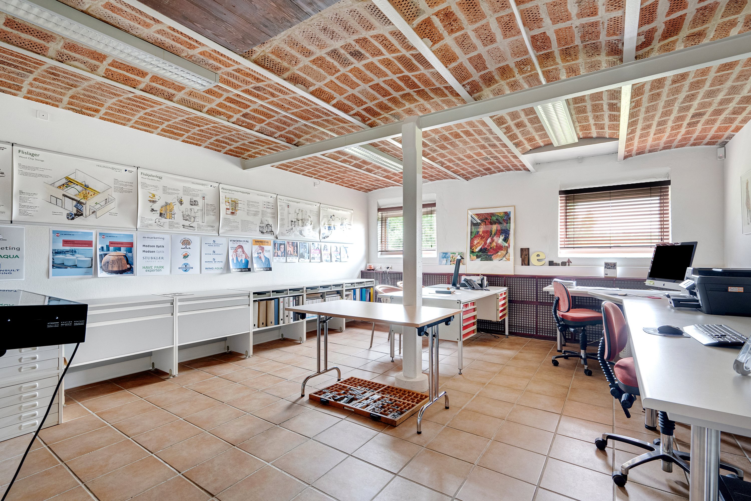 Fremhævet kontor billede i fuldskærmstilstand. Billede af Holtumvej 14, Arnborg, 7400 Herning