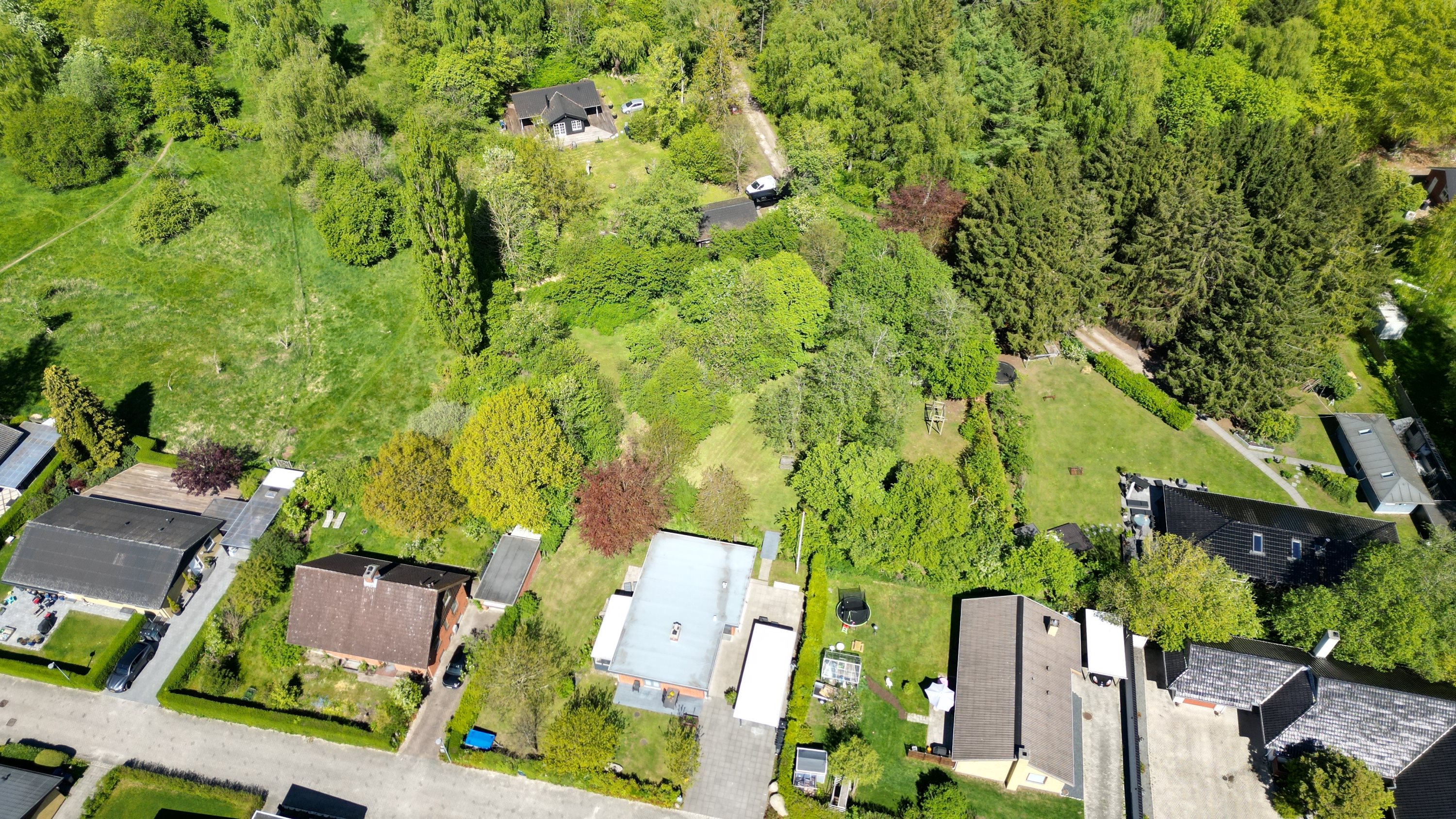 Fremhævet  billede i fuldskærmstilstand. Billede af Ludvig Holsteins Alle 86, 2750 Ballerup