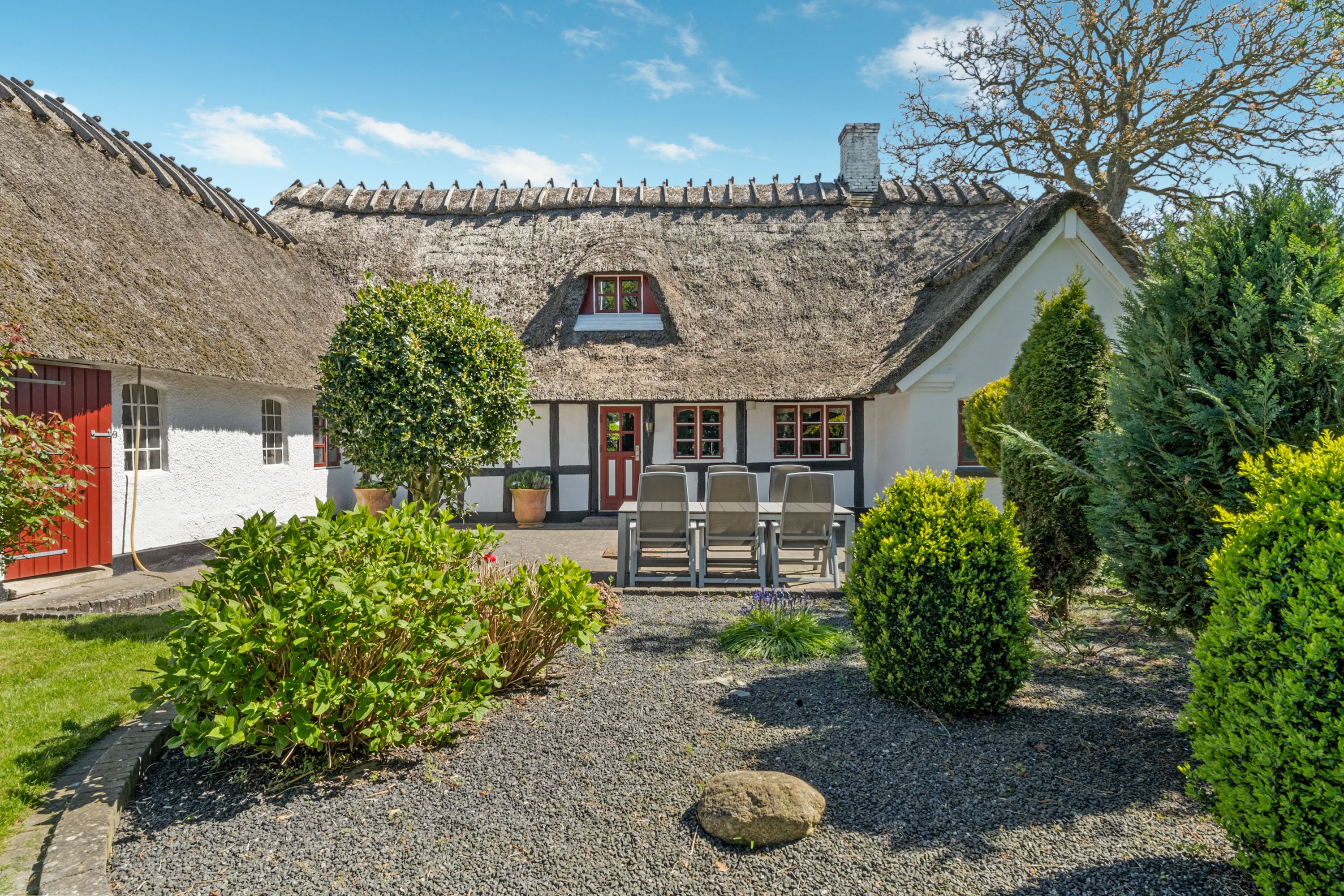 Fremhævet have billede i fuldskærmstilstand. Billede af Sentvedvej 24, Sentved, 5853 Ørbæk