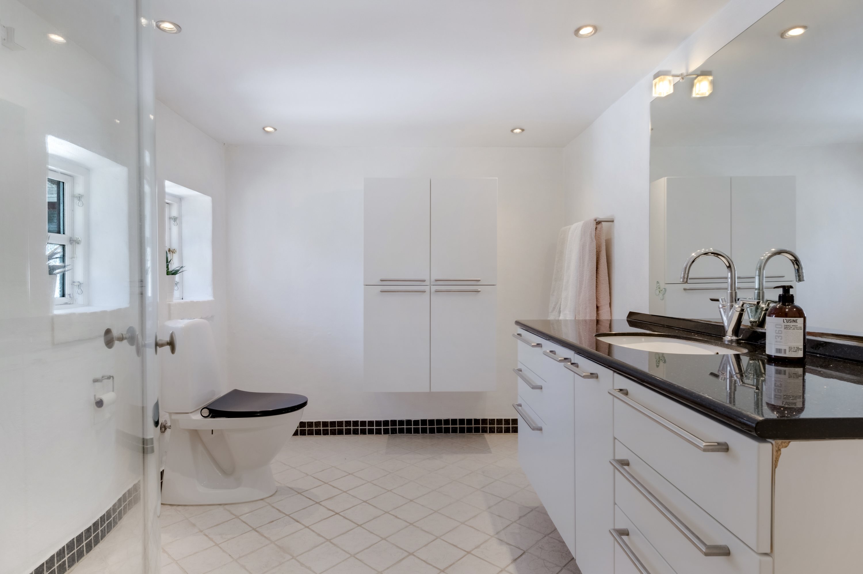 Fremhævet badeværelse billede i fuldskærmstilstand. Billede af Sentvedvej 24, Sentved, 5853 Ørbæk