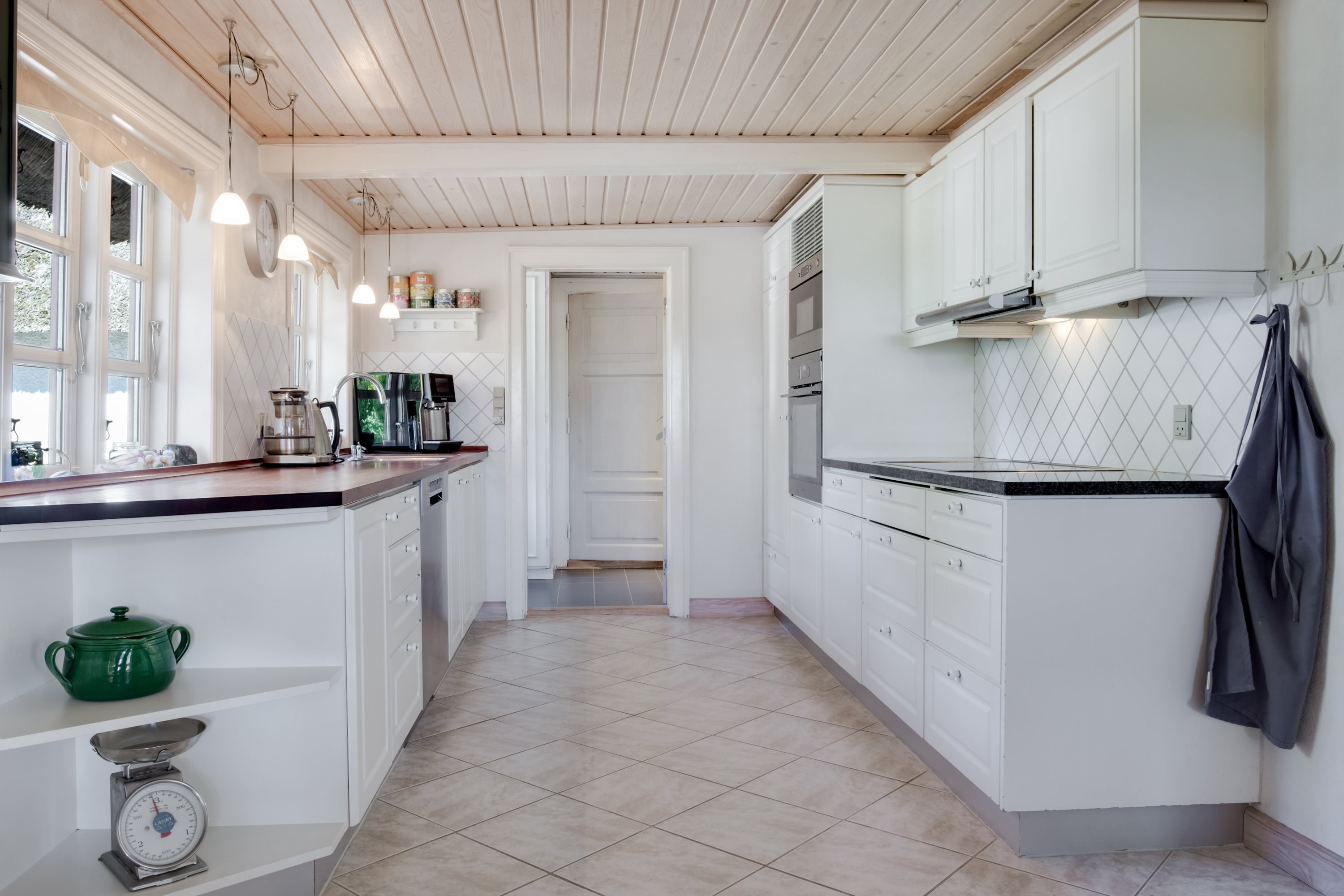 Fremhævet køkken billede i fuldskærmstilstand. Billede af Sentvedvej 24, Sentved, 5853 Ørbæk