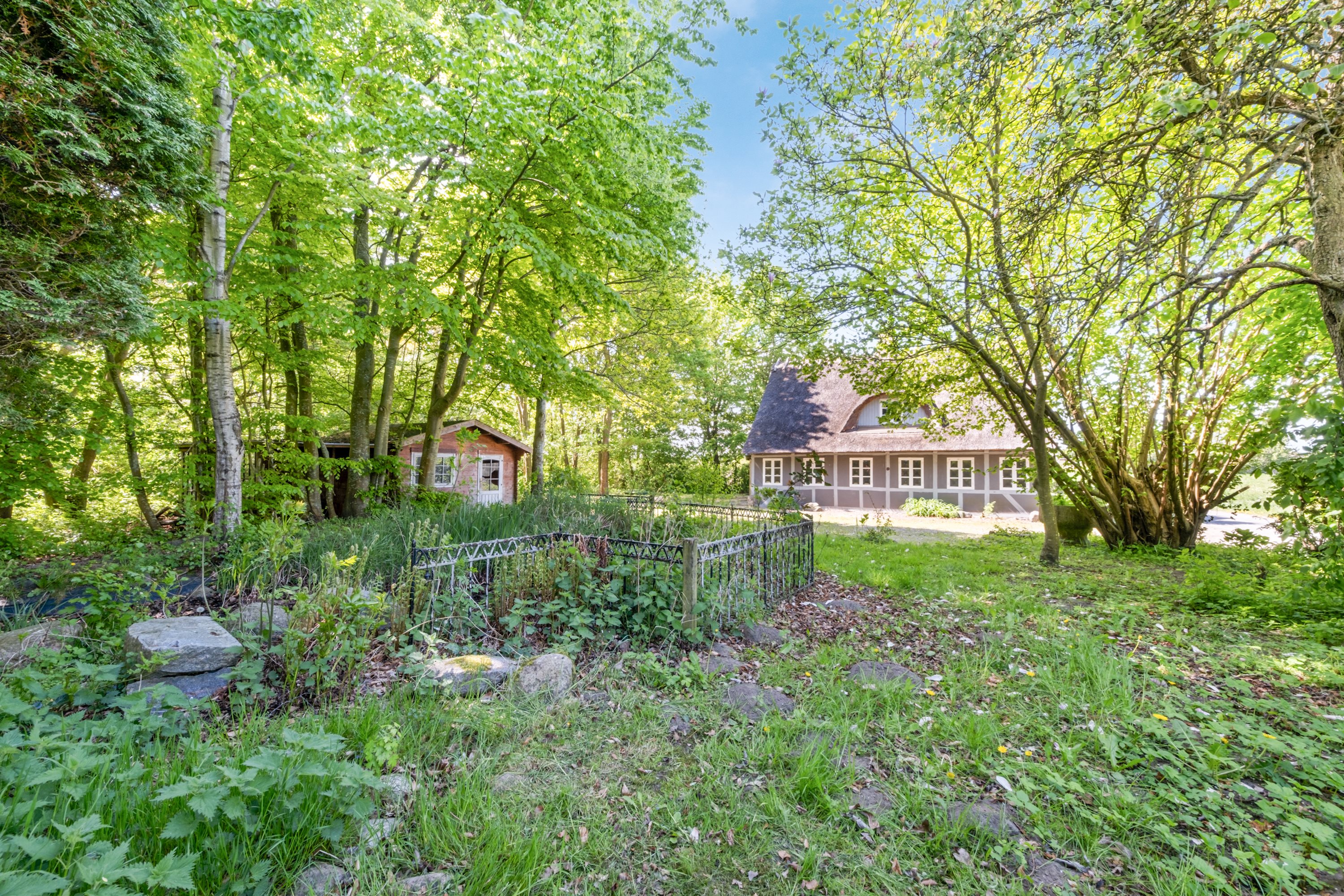 Fremhævet udendørs billede i fuldskærmstilstand. Billede af Krogyden 6, Såderup, 5540 Ullerslev