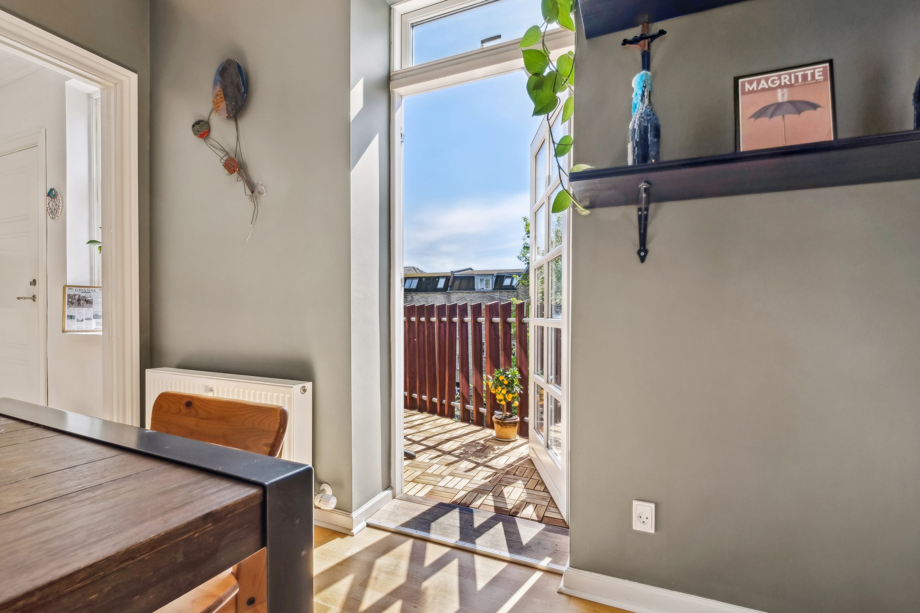 Fremhævet kig til altanen billede i fuldskærmstilstand. Billede af Slotsgade 14, 2., 8700 Horsens