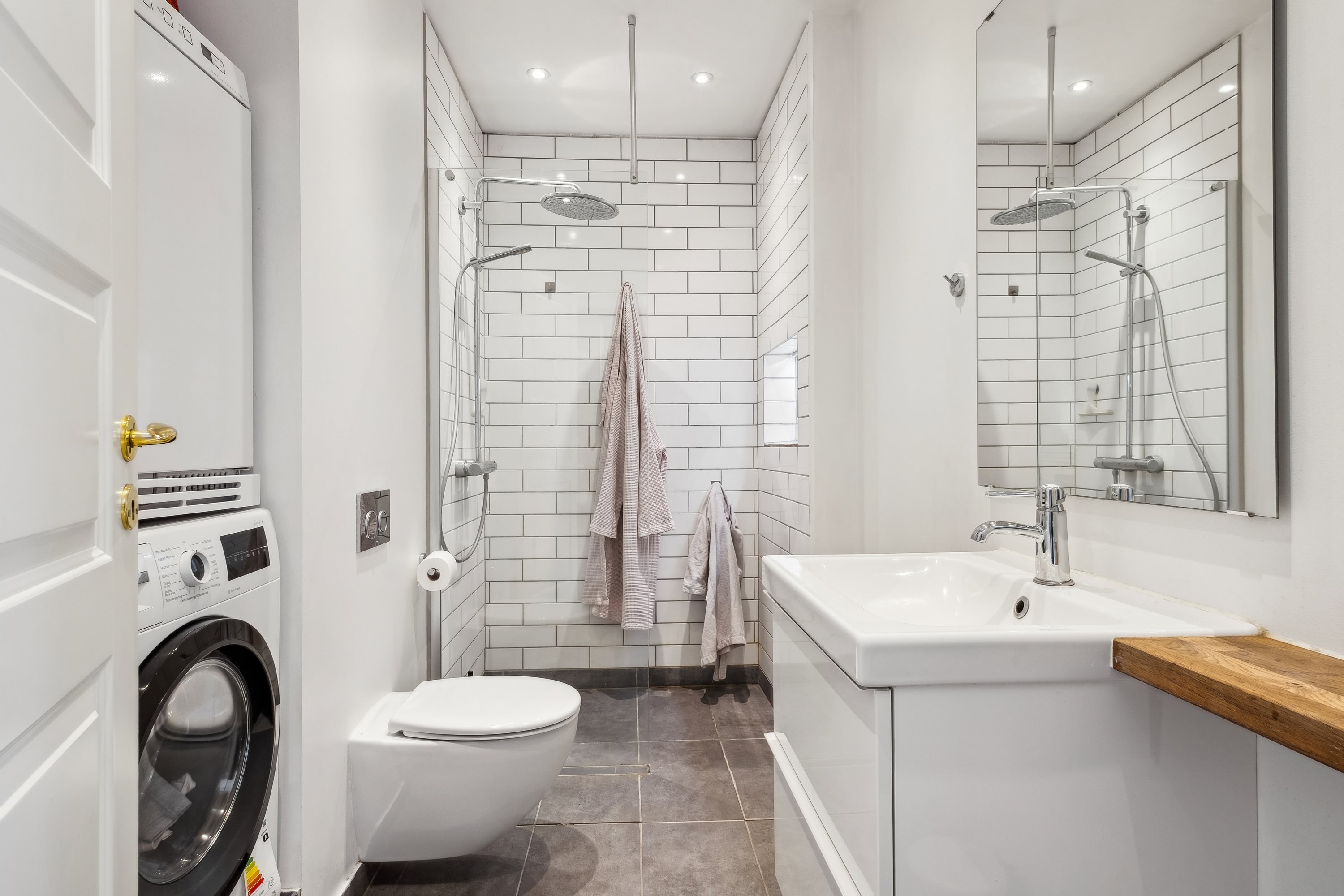 Fremhævet badeværelse billede i fuldskærmstilstand. Billede af Slotsgade 14, 2., 8700 Horsens