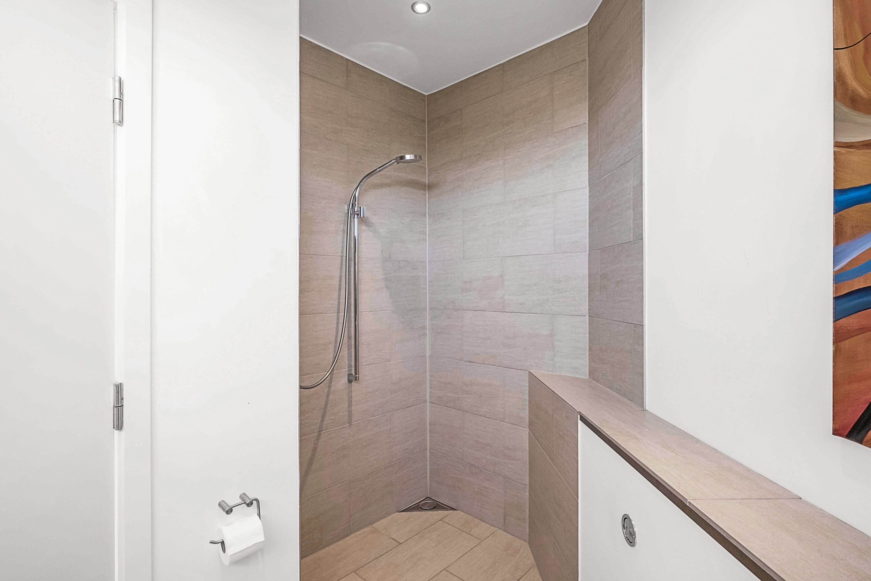 Fremhævet badeværelse billede i fuldskærmstilstand. Billede af Asmusgårdsvej 38, 8520 Lystrup