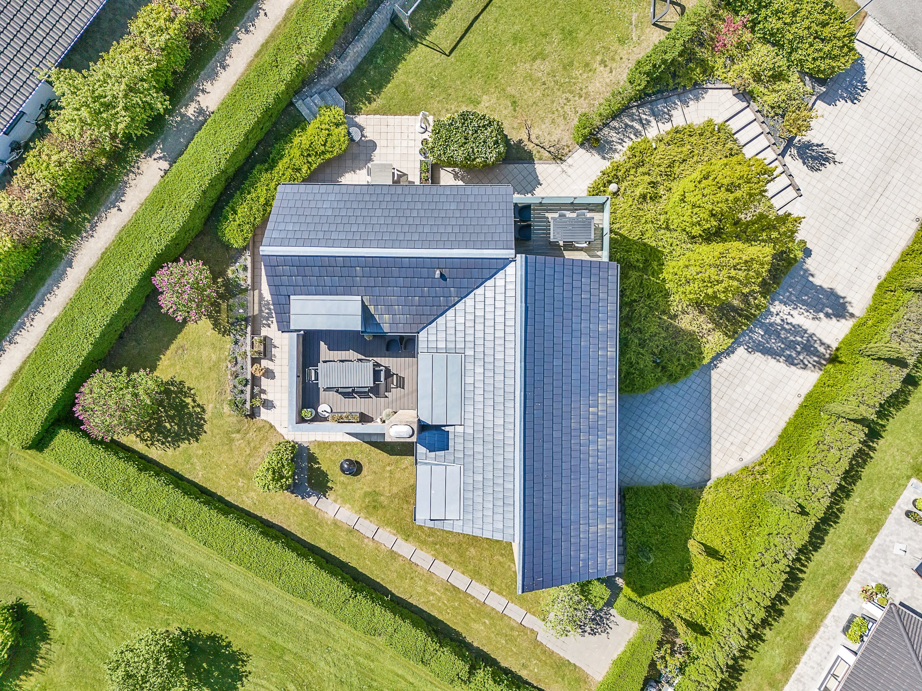 Fremhævet luftfoto billede i fuldskærmstilstand. Billede af Asmusgårdsvej 38, 8520 Lystrup