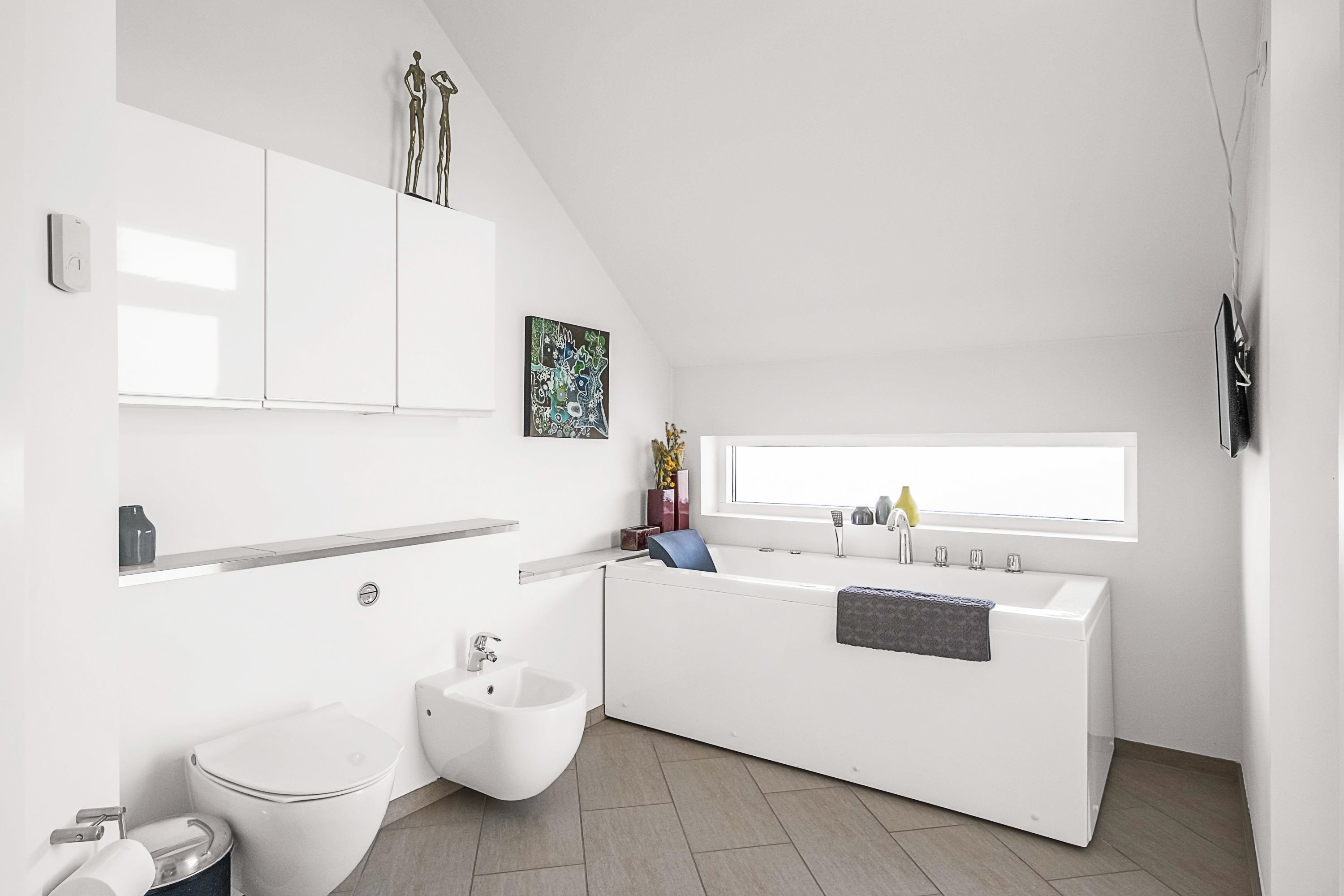 Fremhævet badeværelse billede i fuldskærmstilstand. Billede af Asmusgårdsvej 38, 8520 Lystrup