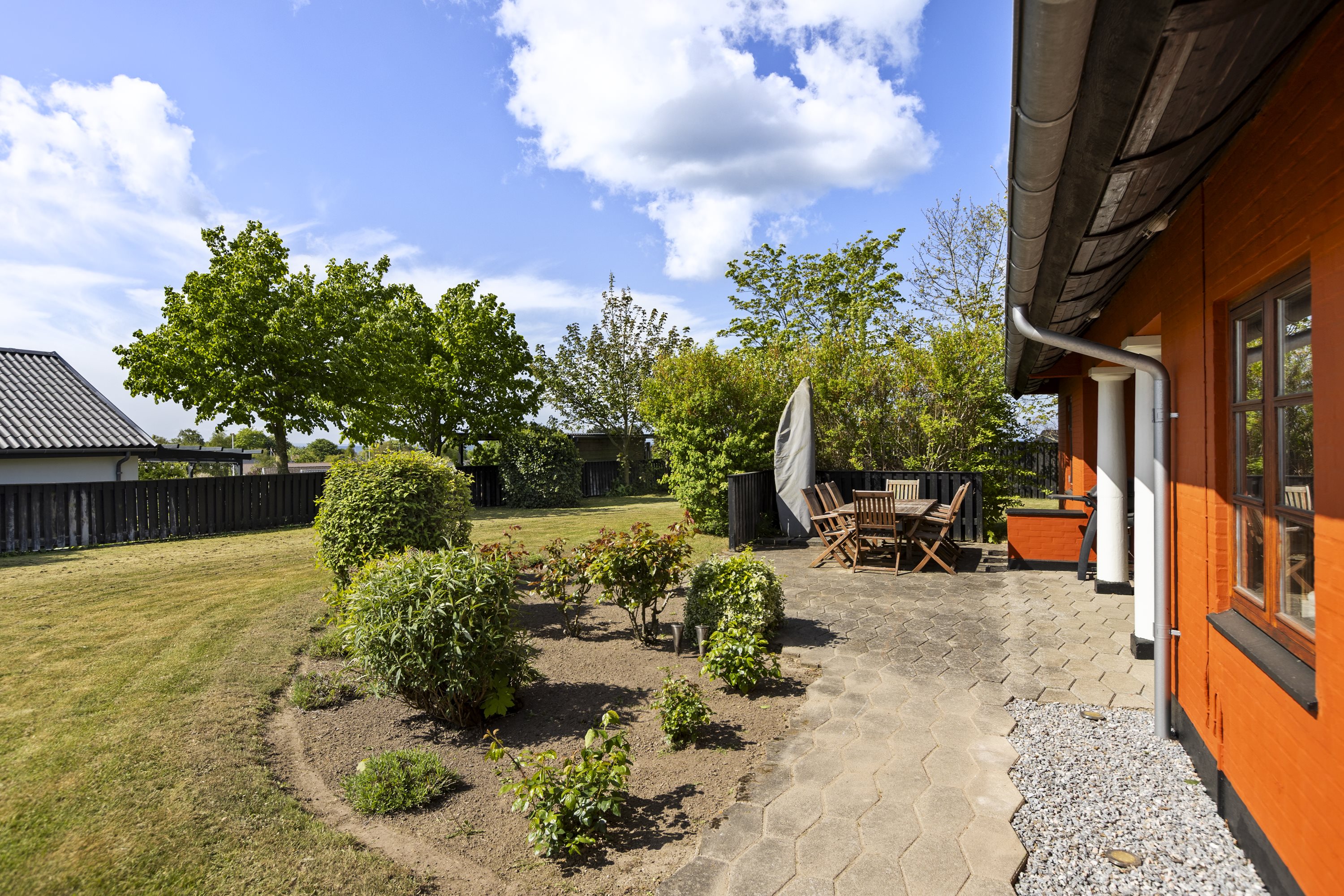 Fremhævet have billede i fuldskærmstilstand. Billede af Fuglebakken 12, 4220 Korsør